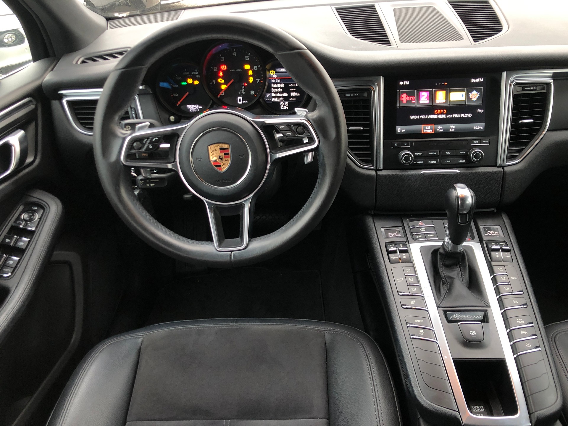 PORSCHE Macan PDK-image-8