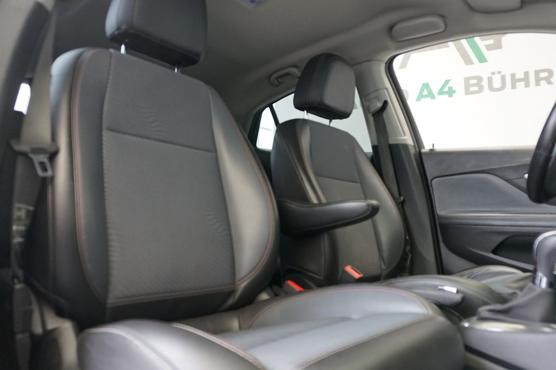 OPEL Mokka 1.4i T Cosmo 2WD-image-15