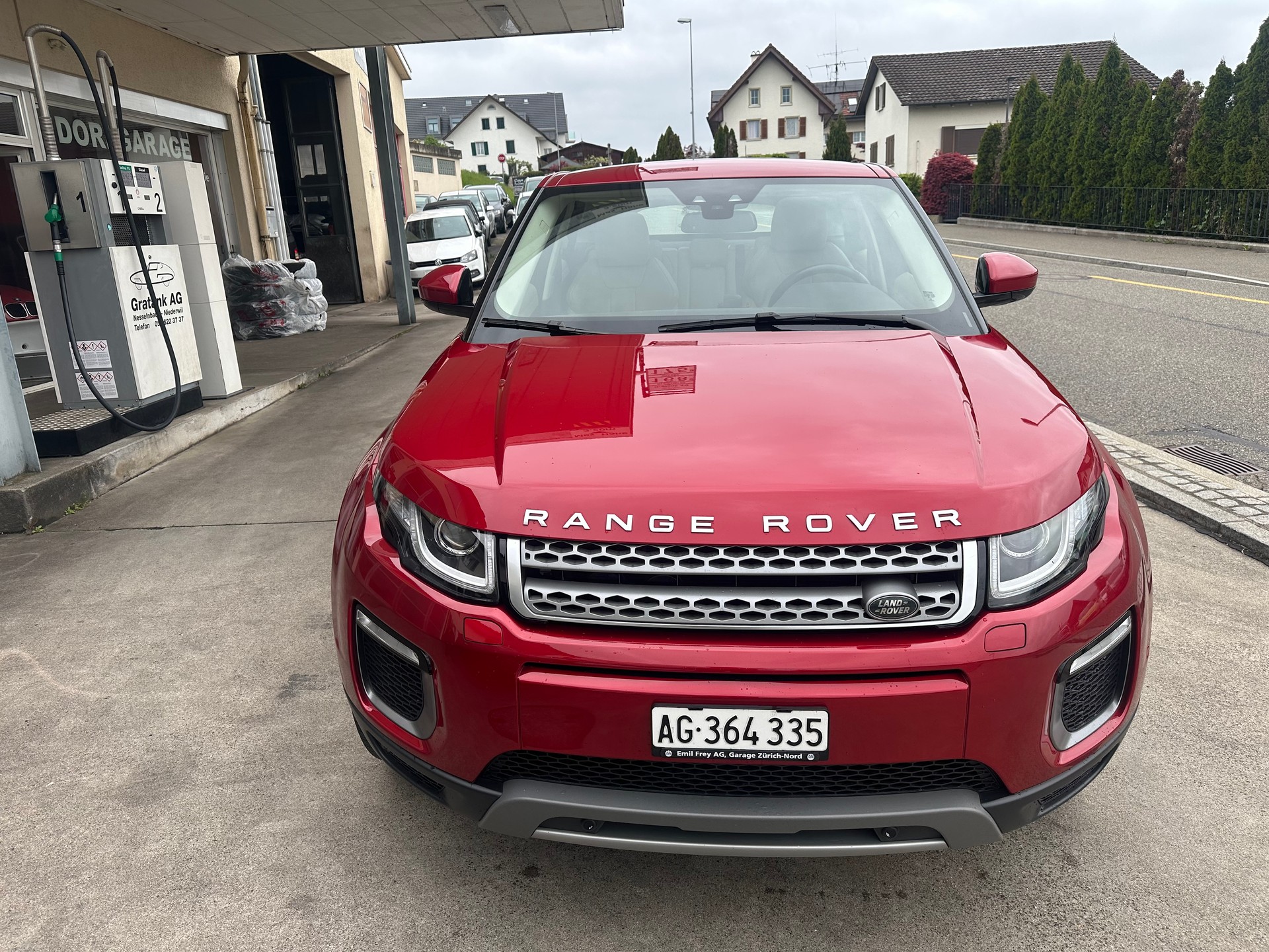LAND ROVER Range Rover Evoque 2.0 TD4 Pure AT9-image-1