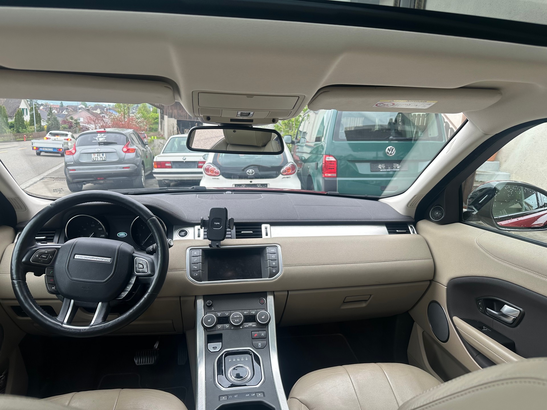 LAND ROVER Range Rover Evoque 2.0 TD4 Pure AT9-image-7