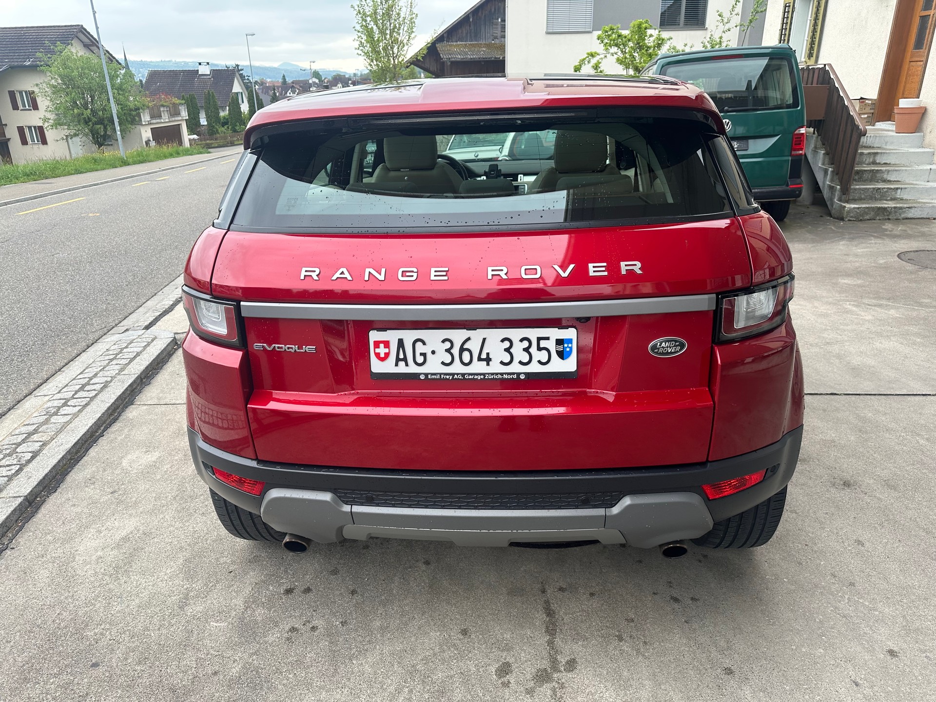 LAND ROVER Range Rover Evoque 2.0 TD4 Pure AT9-image-3