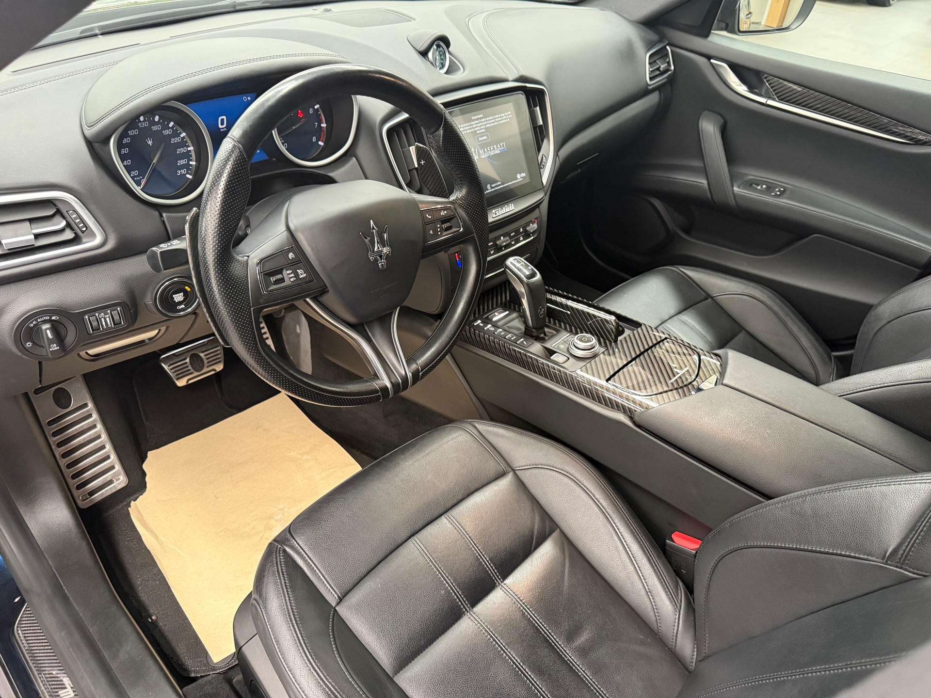 MASERATI Ghibli S Q4 3.0 Automatica-image-7