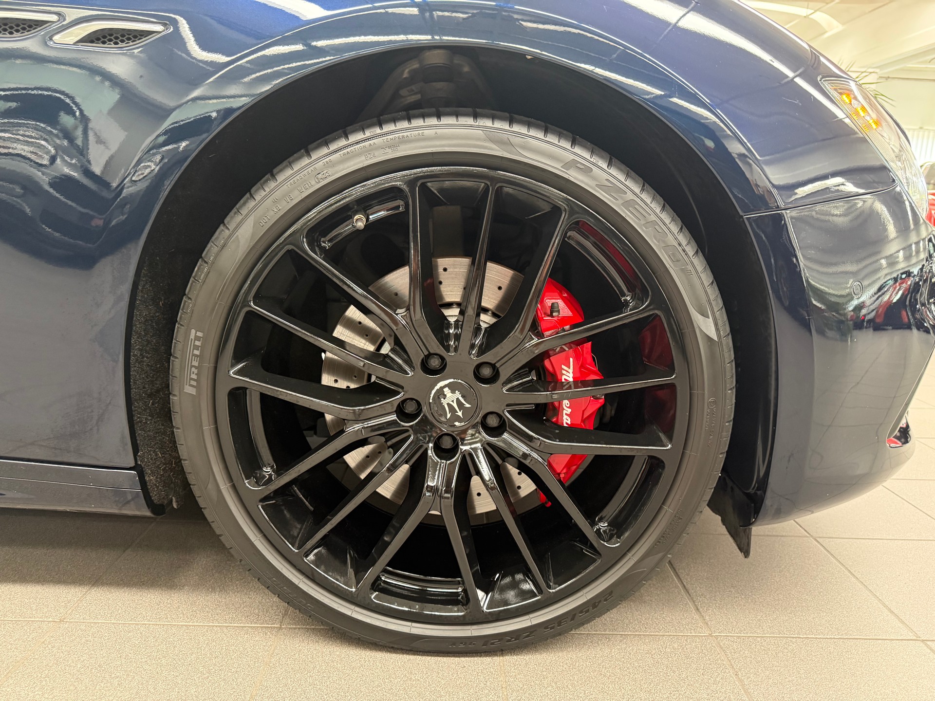 MASERATI Ghibli S Q4 3.0 Automatica-image-5