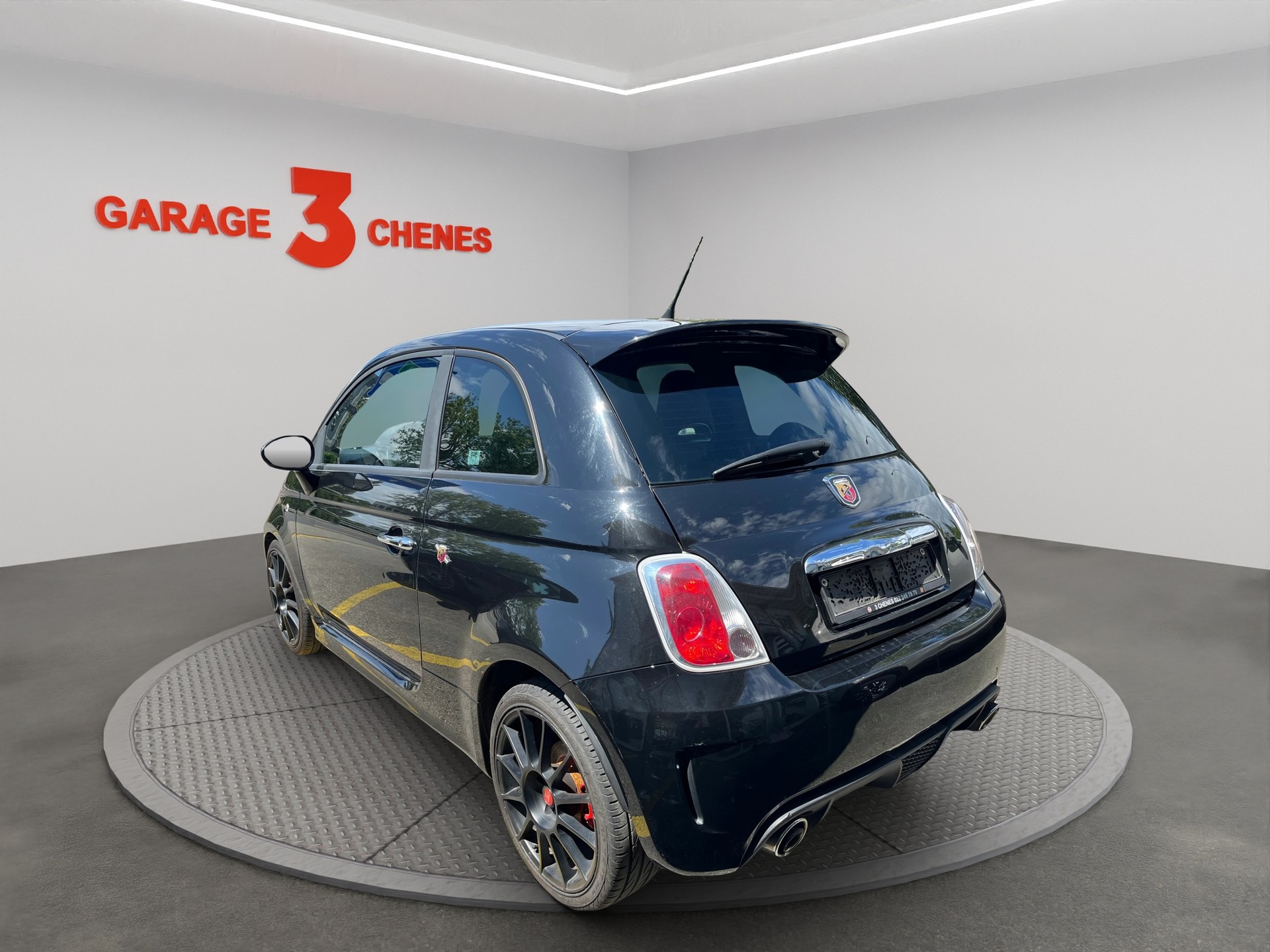 FIAT 500 1.4 16V Turbo Abarth-image-2