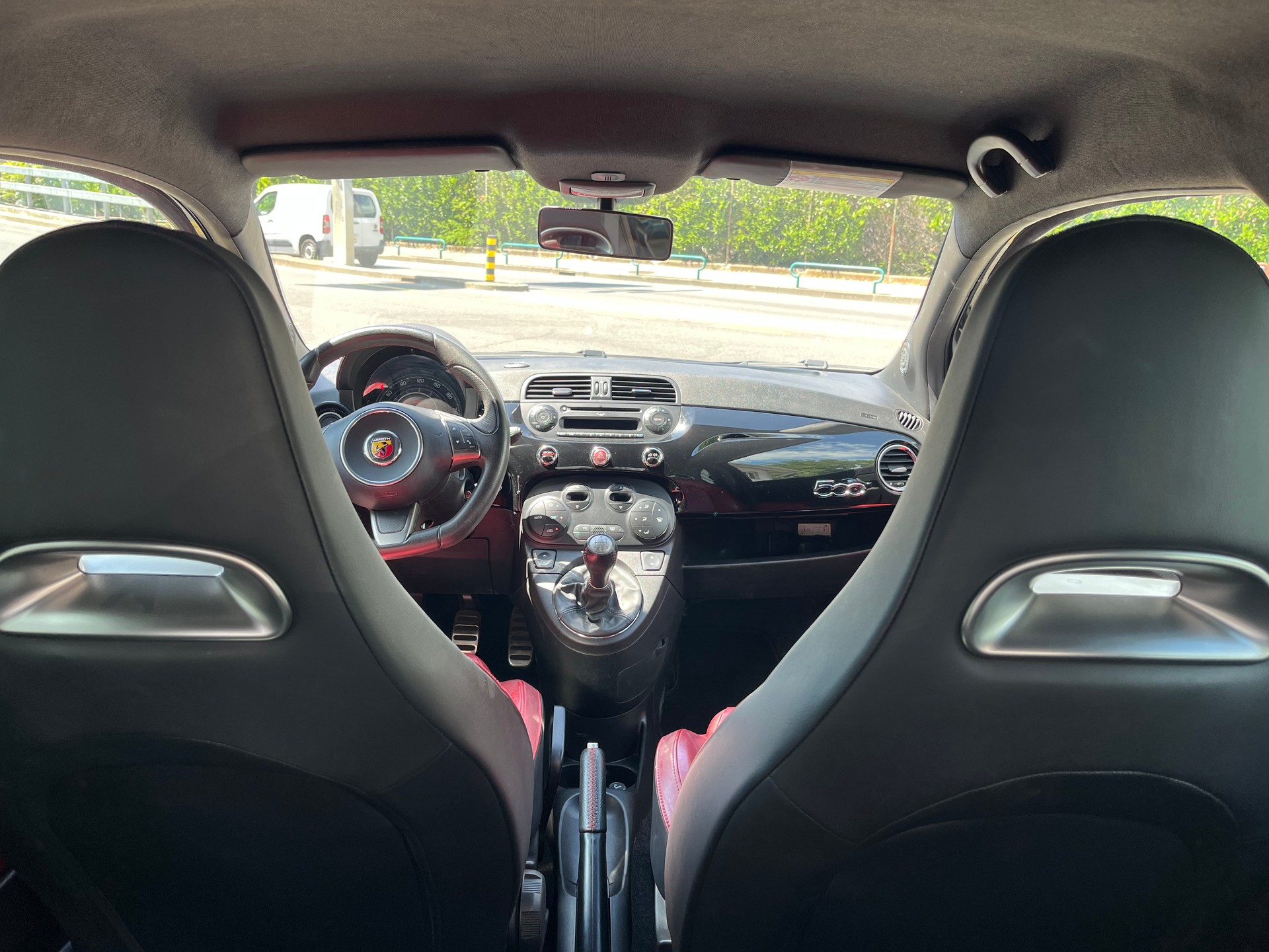 FIAT 500 1.4 16V Turbo Abarth-image-6