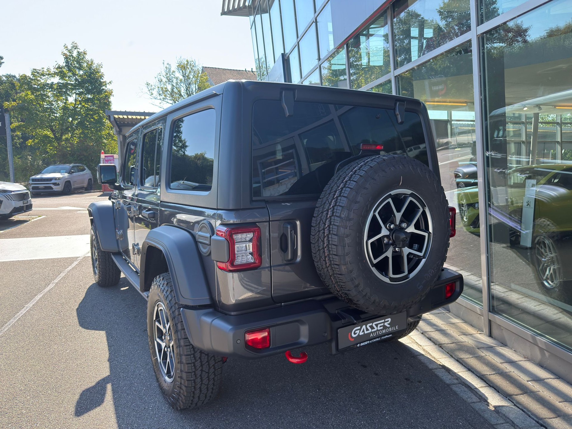 JEEP Wrangler 2.0 Unlimited Rubicon Automatic-image-2