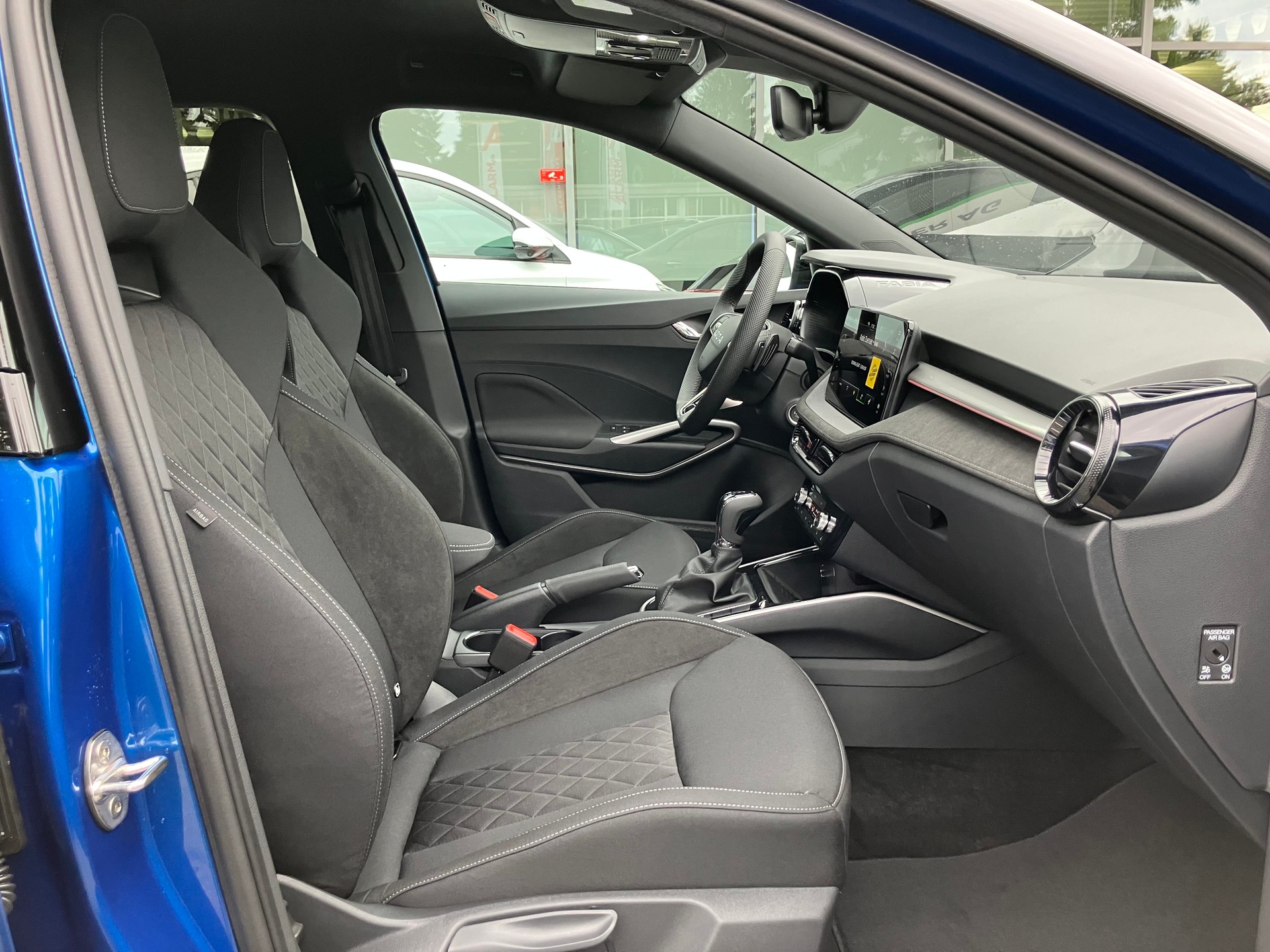 SKODA Fabia 1.5 TSI Monte Carlo DSG-image-9