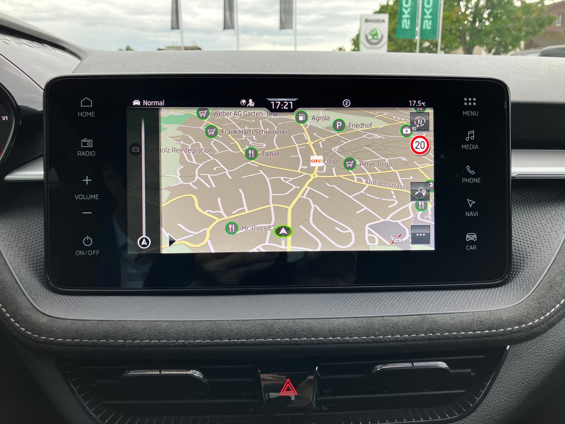 SKODA Fabia 1.5 TSI Monte Carlo DSG-image-11
