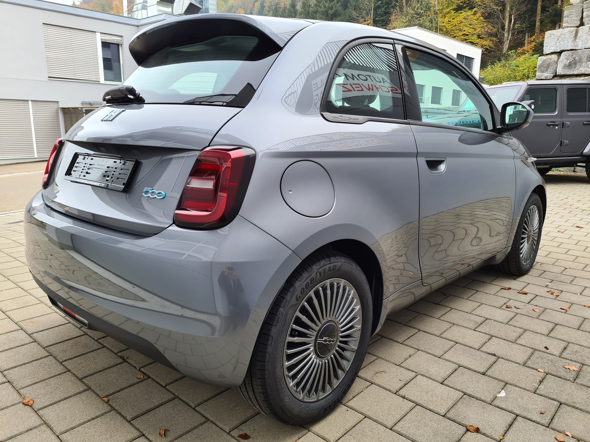 FIAT 500 electric 87 kW Icon-image-7