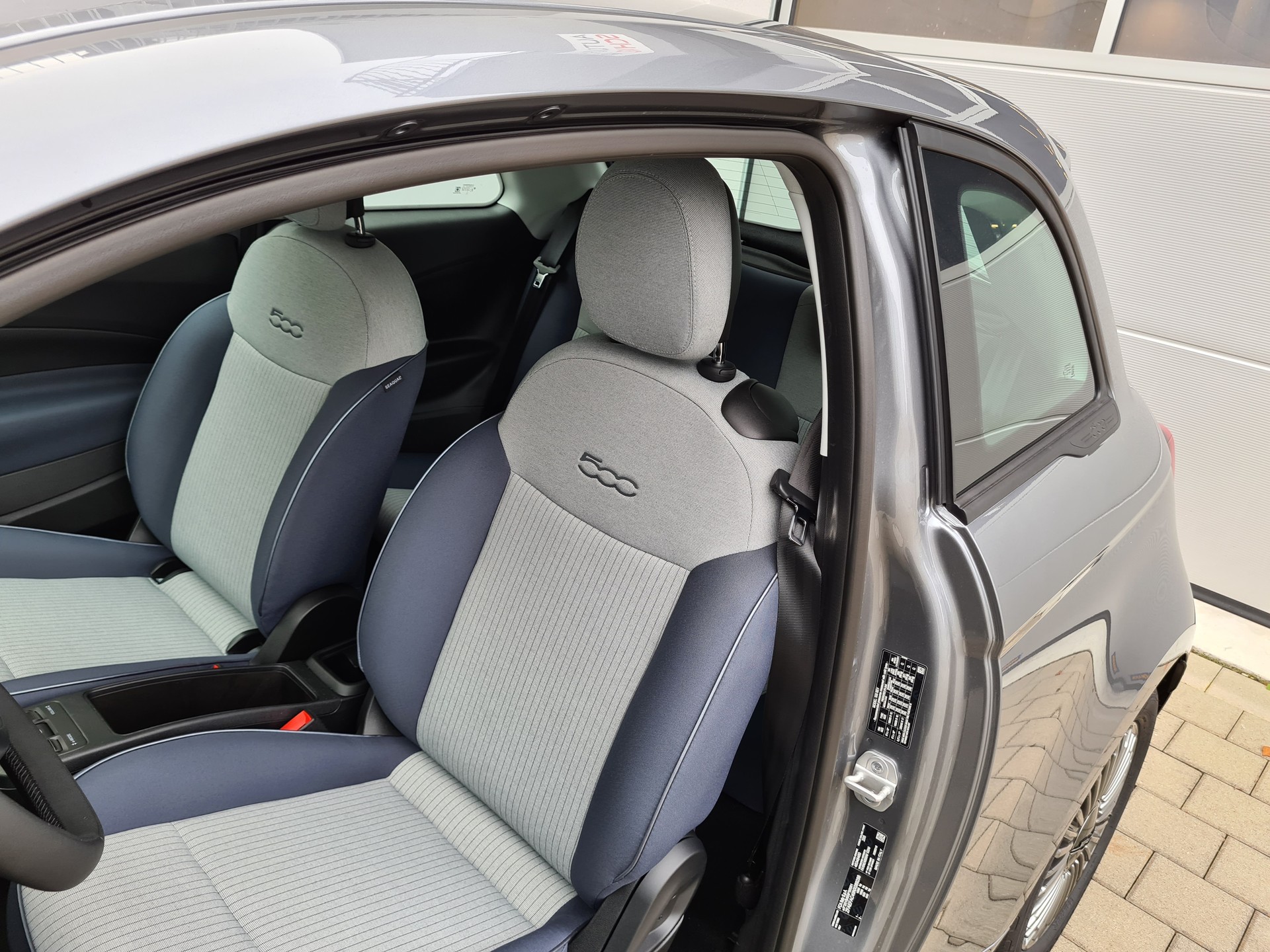 FIAT 500 electric 87 kW Icon-image-10