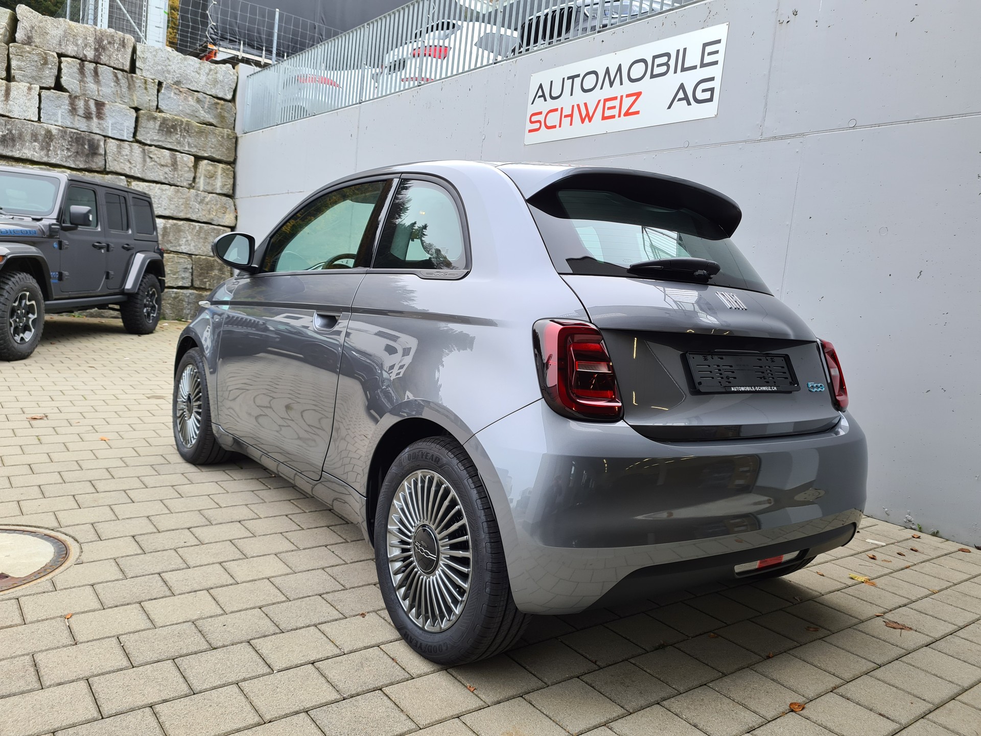 FIAT 500 electric 87 kW Icon-image-9