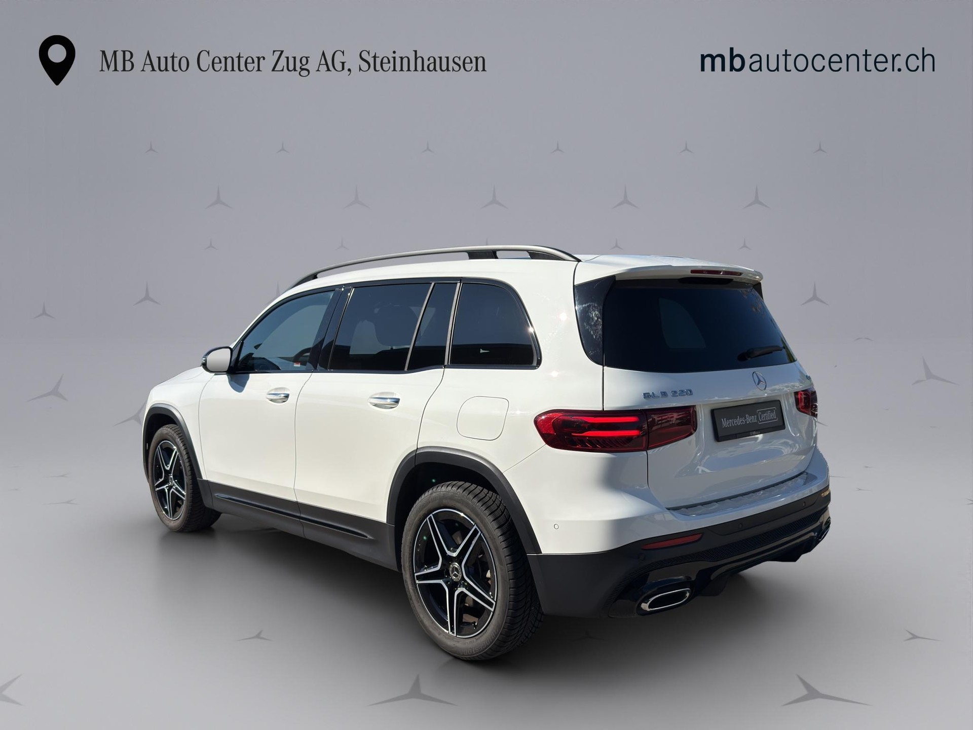 MERCEDES-BENZ GLB 220 AMG Line 4matic-image-2