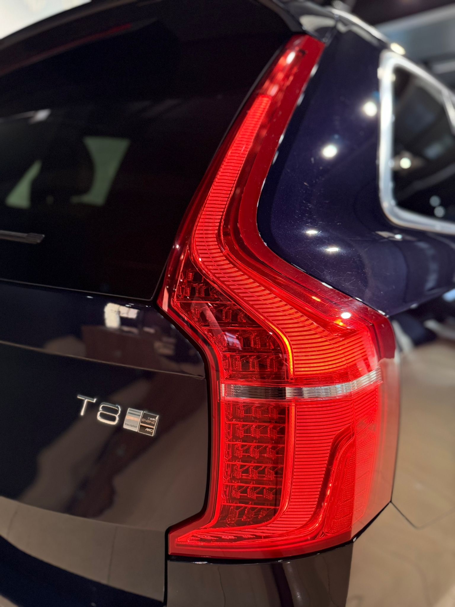VOLVO XC90 T8 AWD Inscription Geartronic-image-6