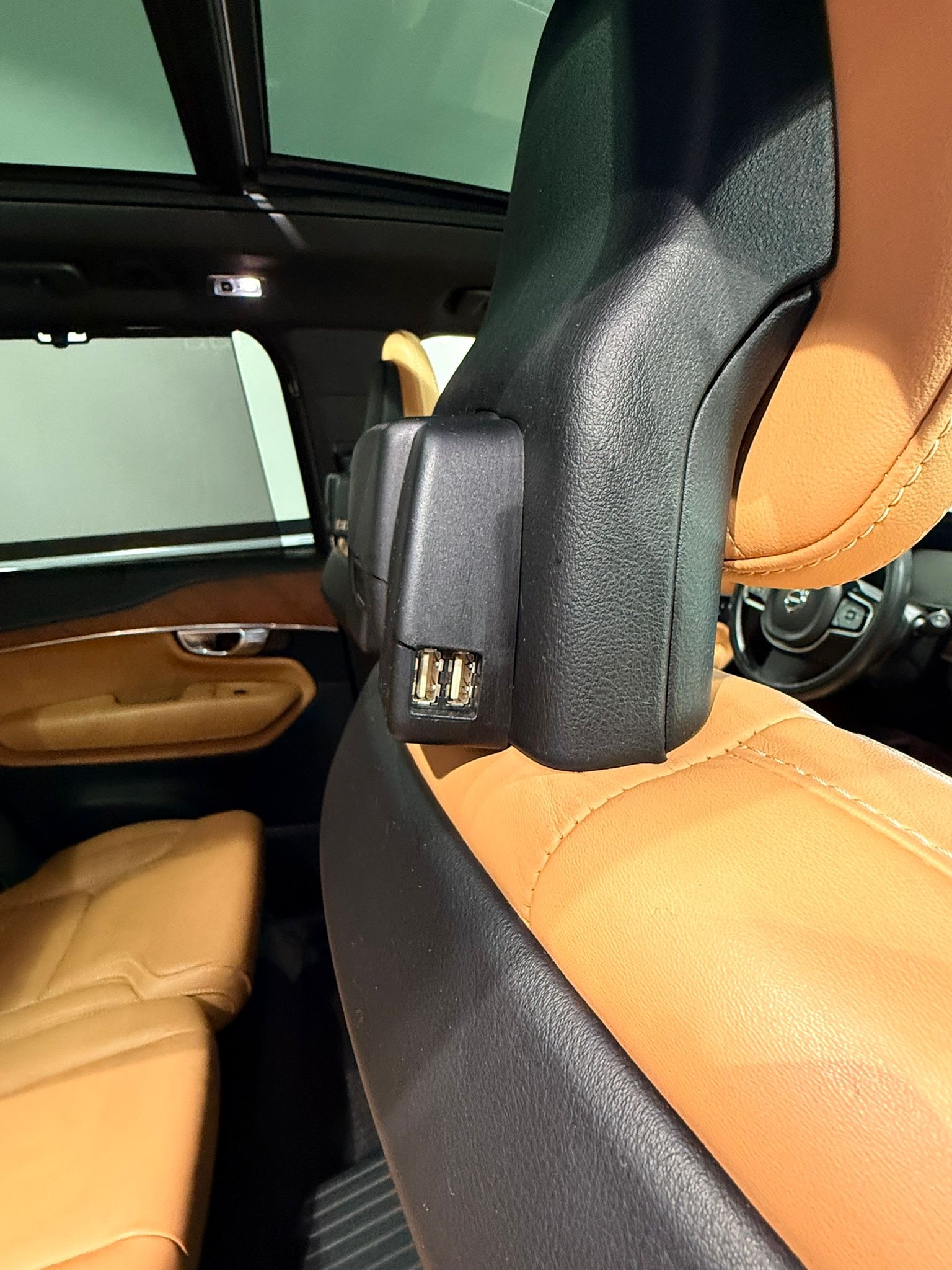 VOLVO XC90 T8 AWD Inscription Geartronic-image-15