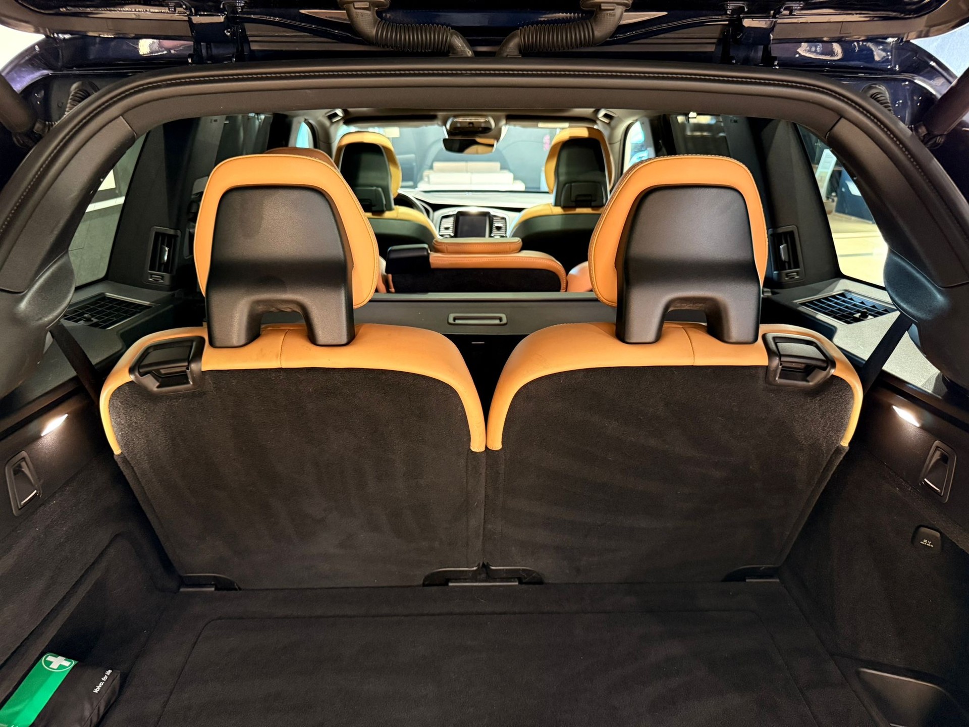 VOLVO XC90 T8 AWD Inscription Geartronic-image-20