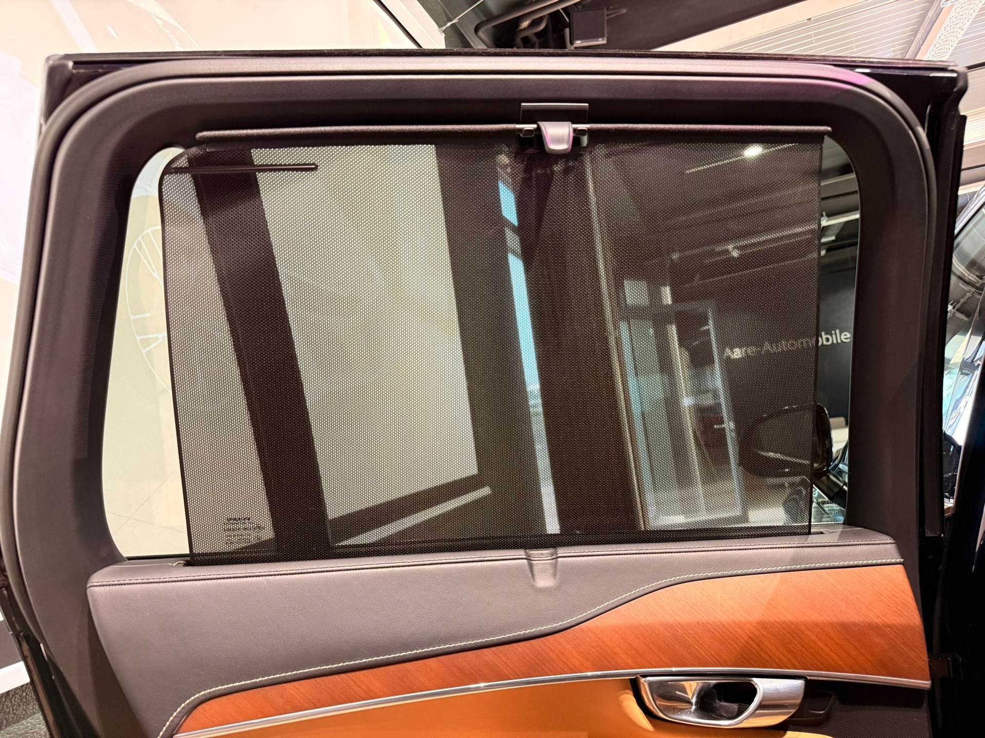 VOLVO XC90 T8 AWD Inscription Geartronic-image-18