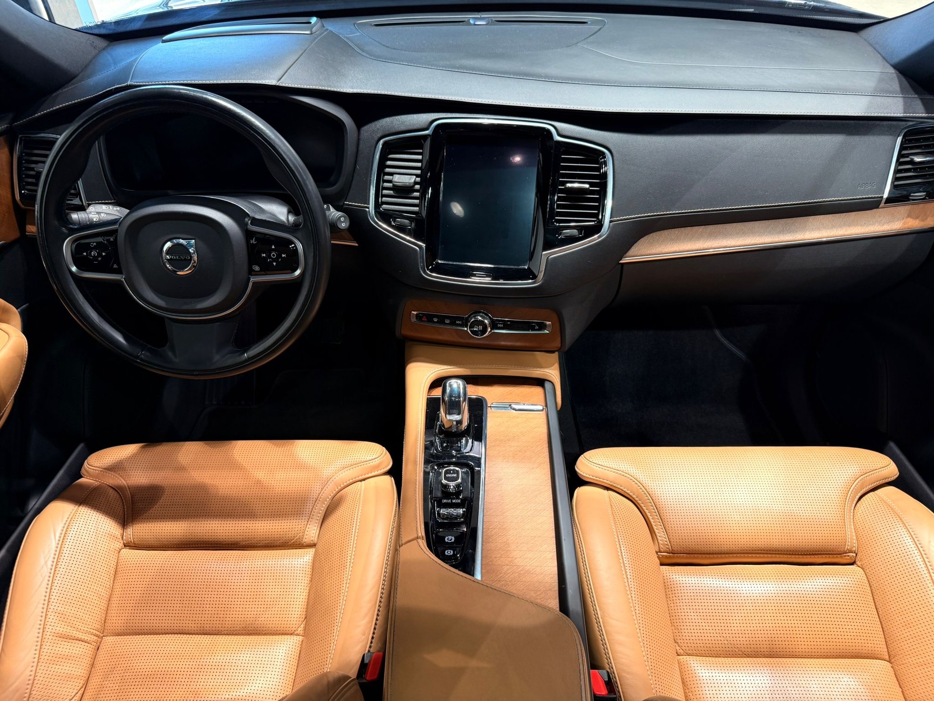 VOLVO XC90 T8 AWD Inscription Geartronic-image-9
