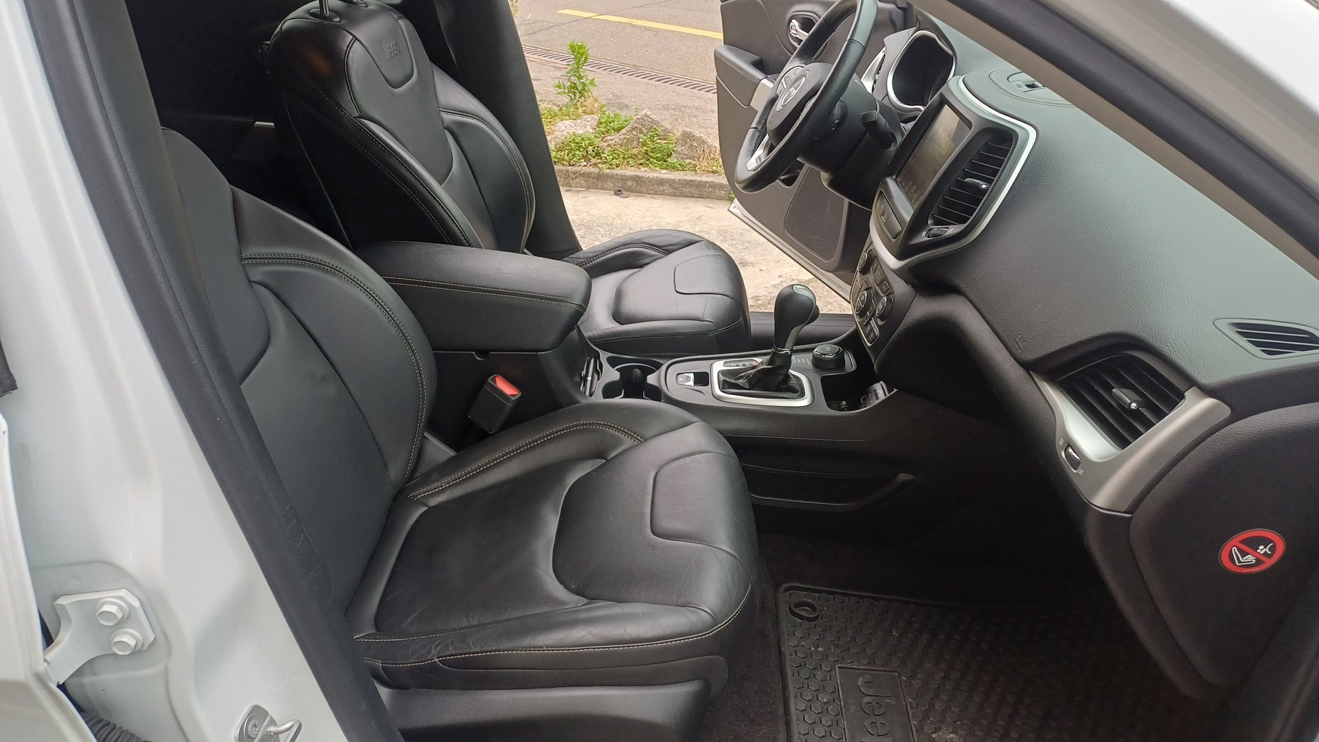 JEEP Cherokee 2.2TD Night Eagle AWD 9ATX AD-image-10