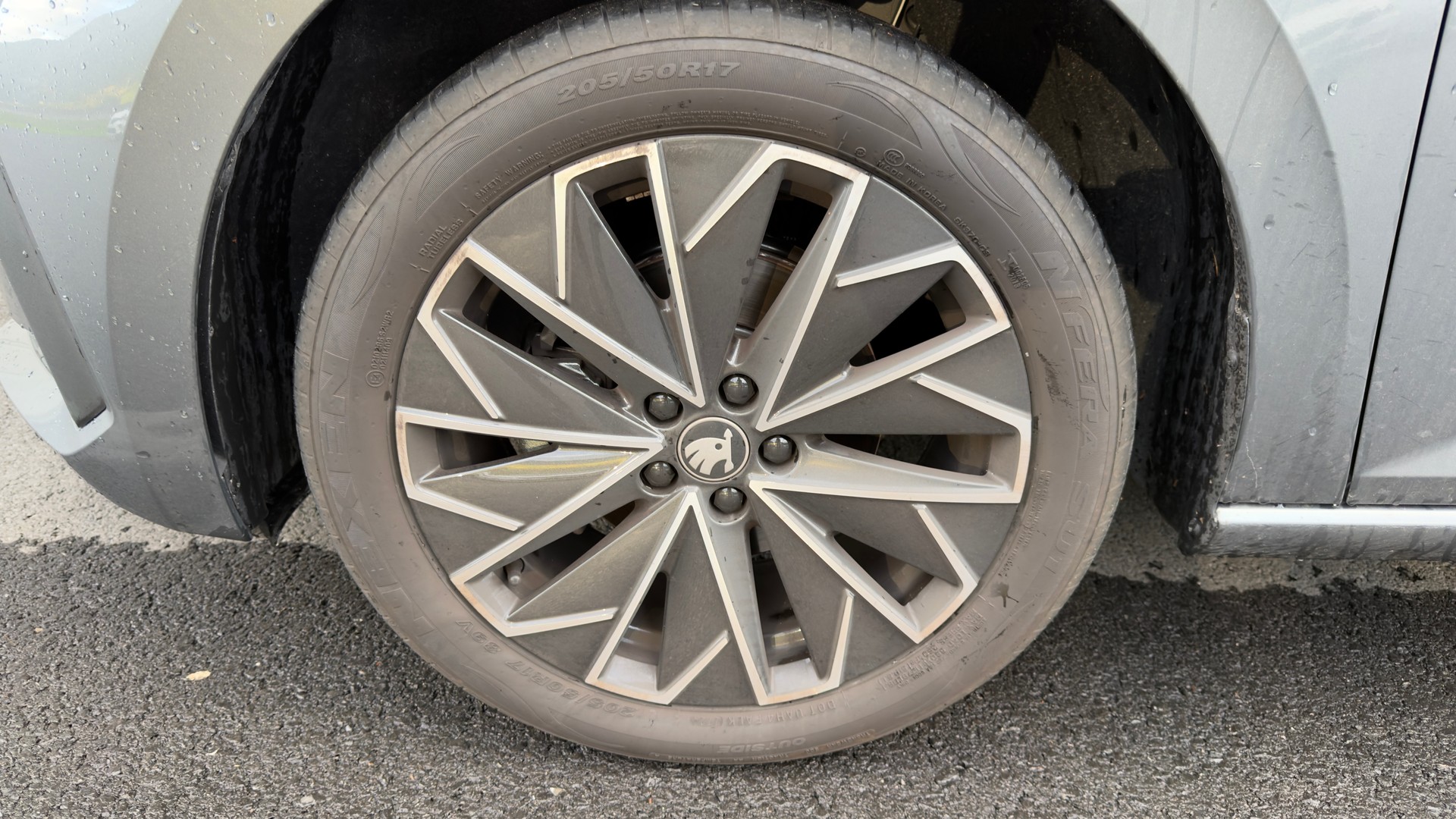 SKODA Scala 1.0 TSI 115 Dynamic DSG-image-3