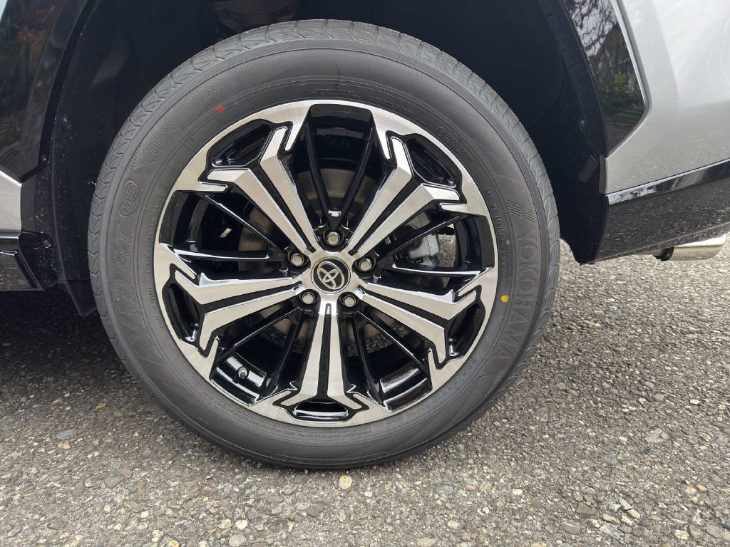 TOYOTA RAV-4 2.5 Plug-In-Hybrid Platinum-image-15