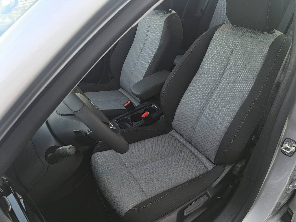 OPEL Corsa 1.2 T Hybrid 110cv Edition-image-8