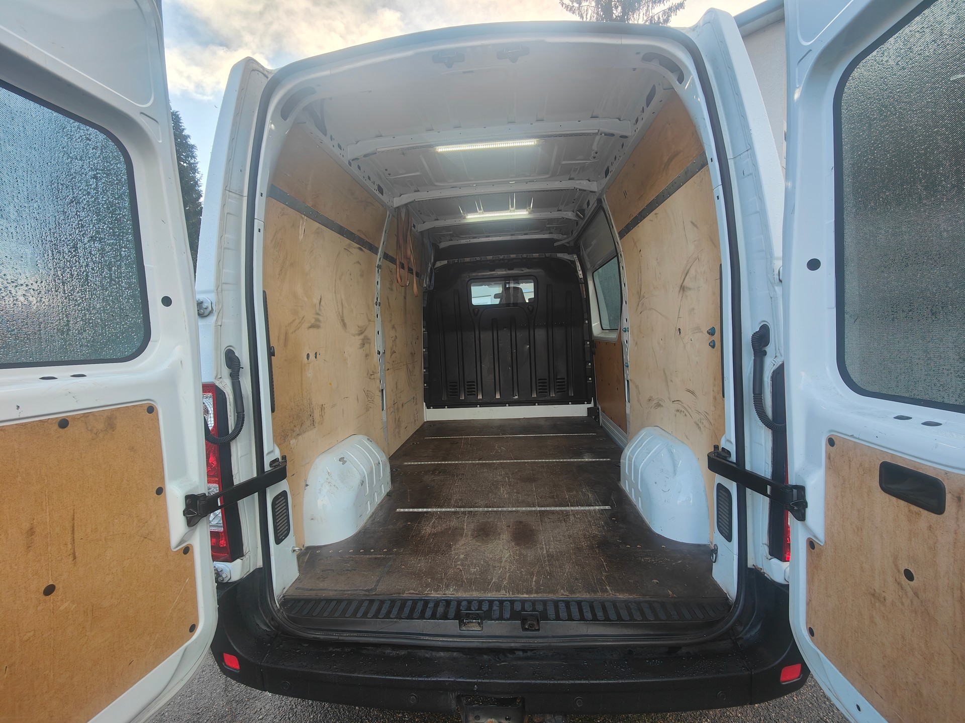 RENAULT Master P35 ENERGY 2.3dCi 165 L3H3-image-6