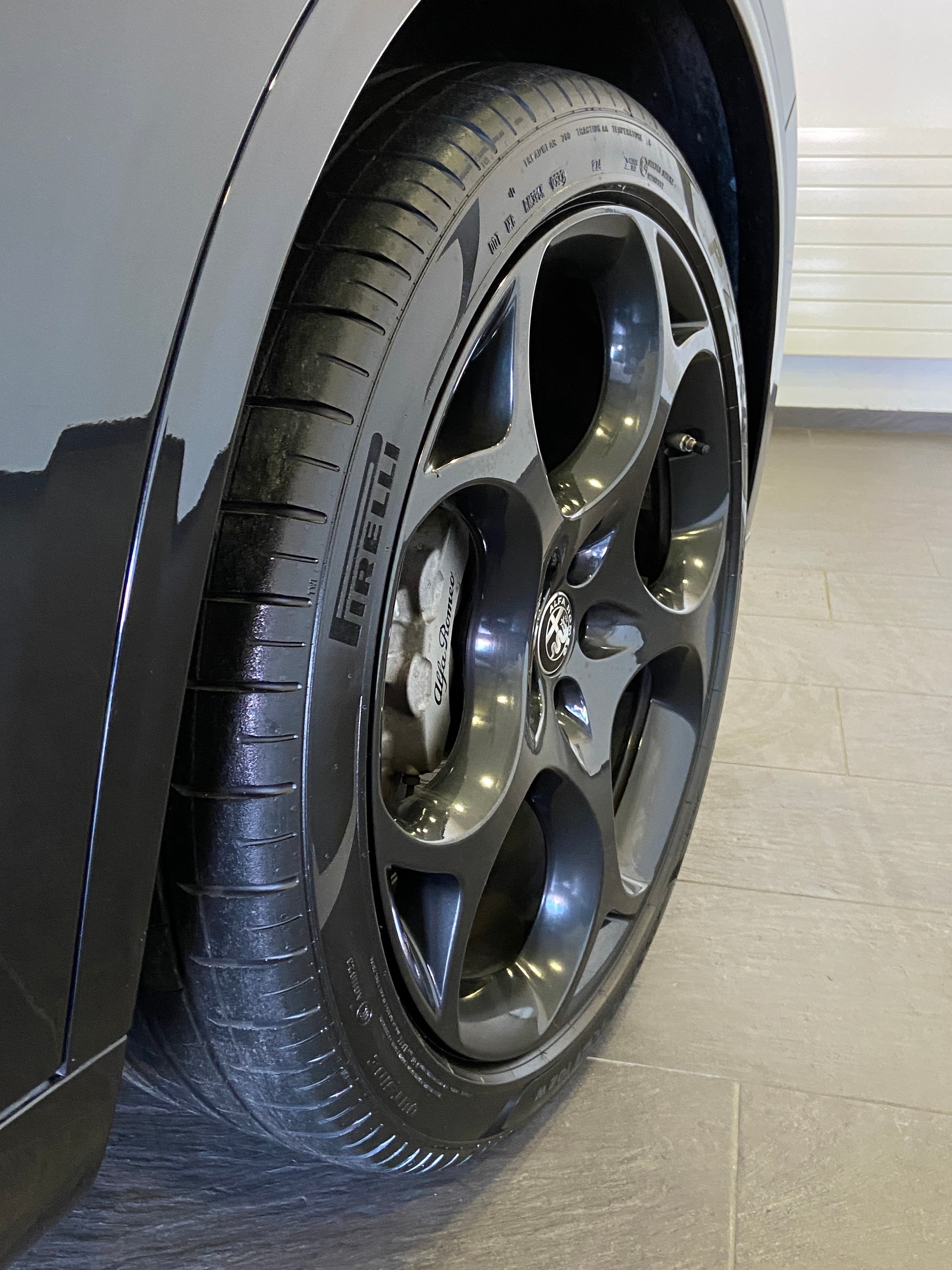 ALFA ROMEO Stelvio 2.2 JTDM Veloce Pack Premium 21" Q4 AT8-image-3