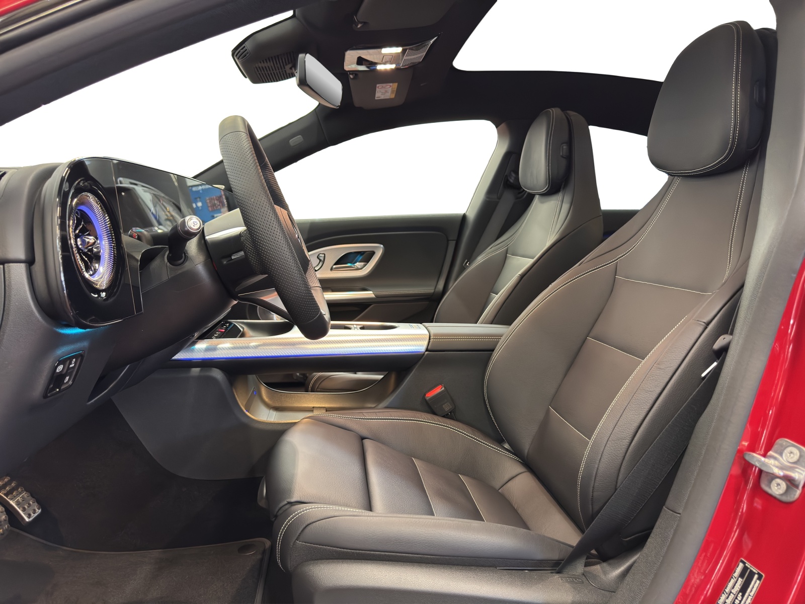 MERCEDES-BENZ CLA 220 AMG-Line 8G-DCT 4Matic-image-8