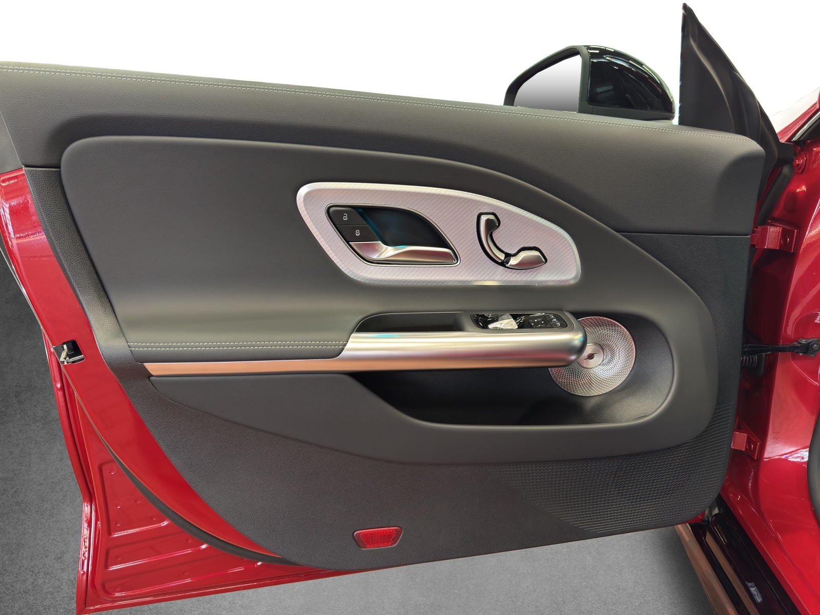 MERCEDES-BENZ CLA 220 AMG-Line 8G-DCT 4Matic-image-12
