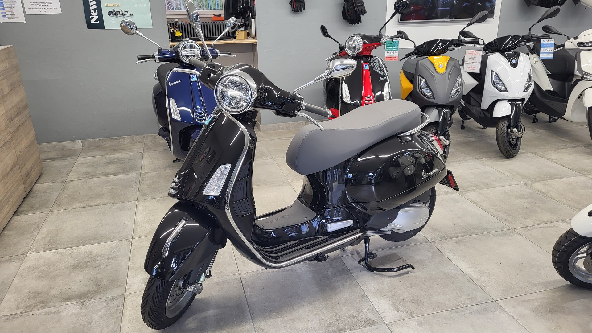 PIAGGIO Vespa GTS 300 ABS