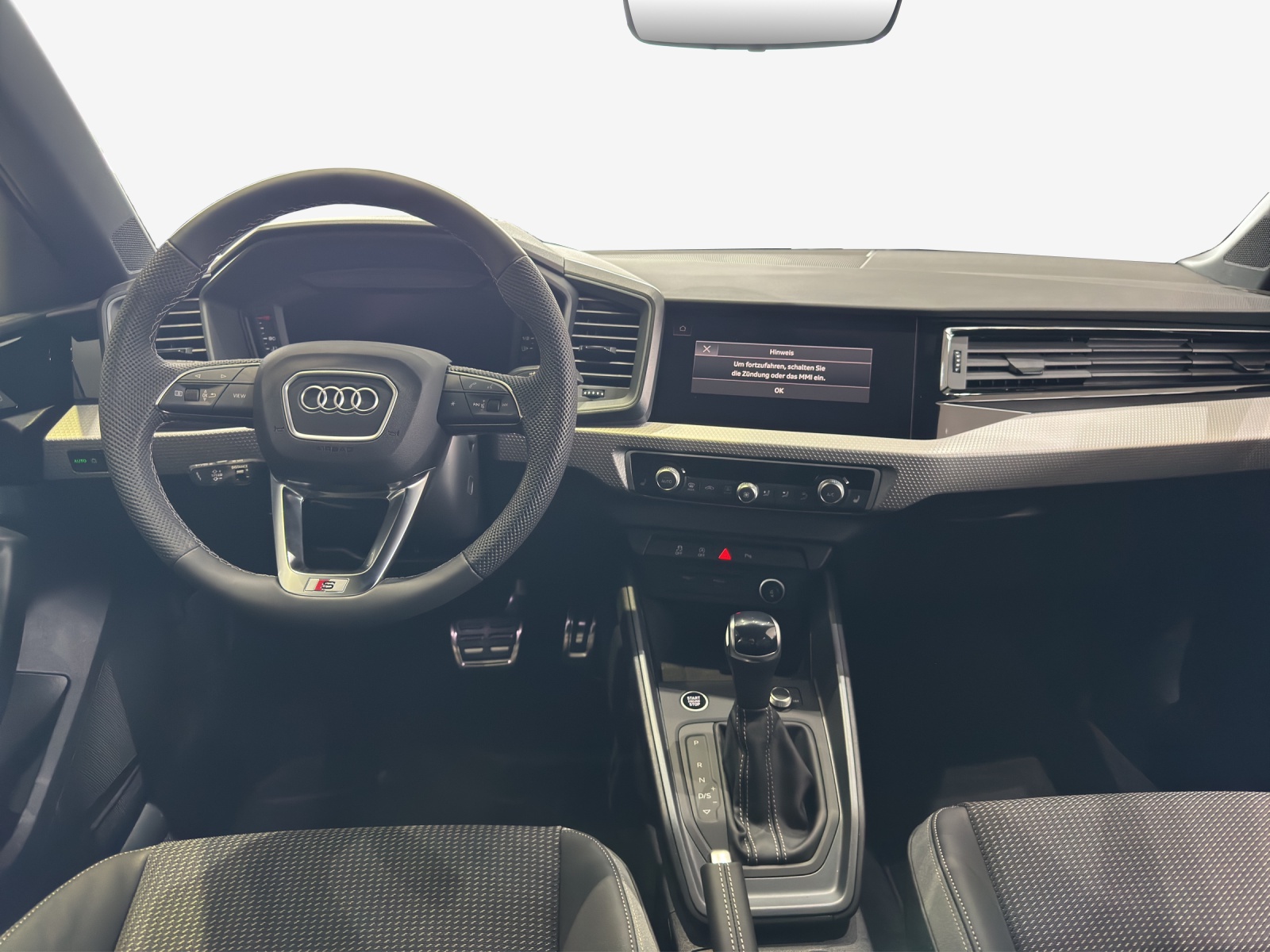 AUDI A1 Sportback 30 TFSI Attraction S-tronic-image-8