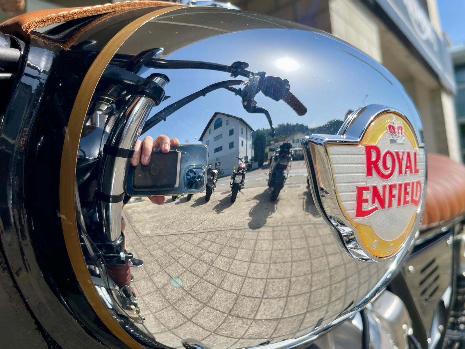 ROYAL ENFIELD Interceptor 650 Chrome Edition-image-6