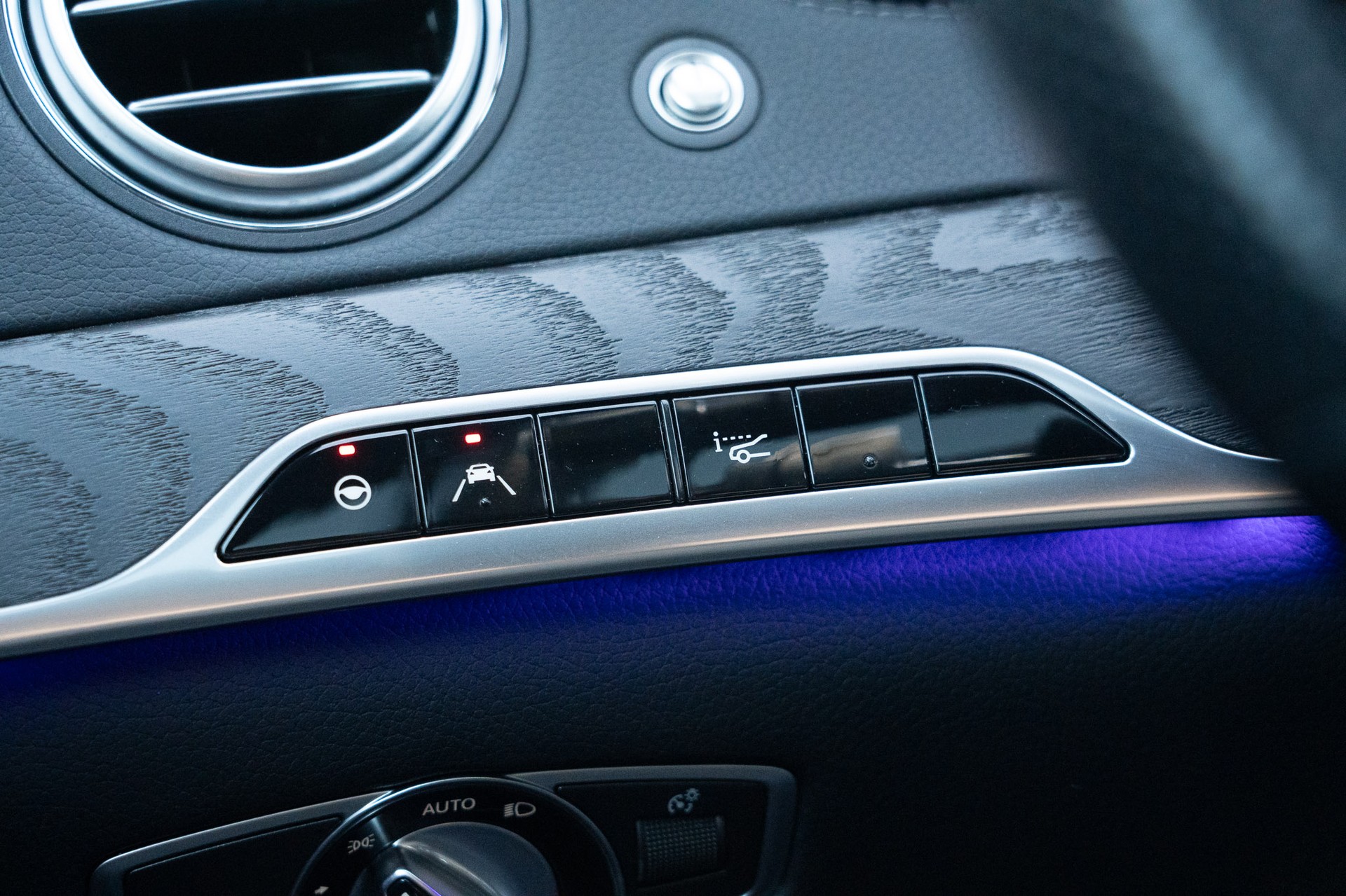 MERCEDES-BENZ S 350 d L 9G-Tronic-image-11
