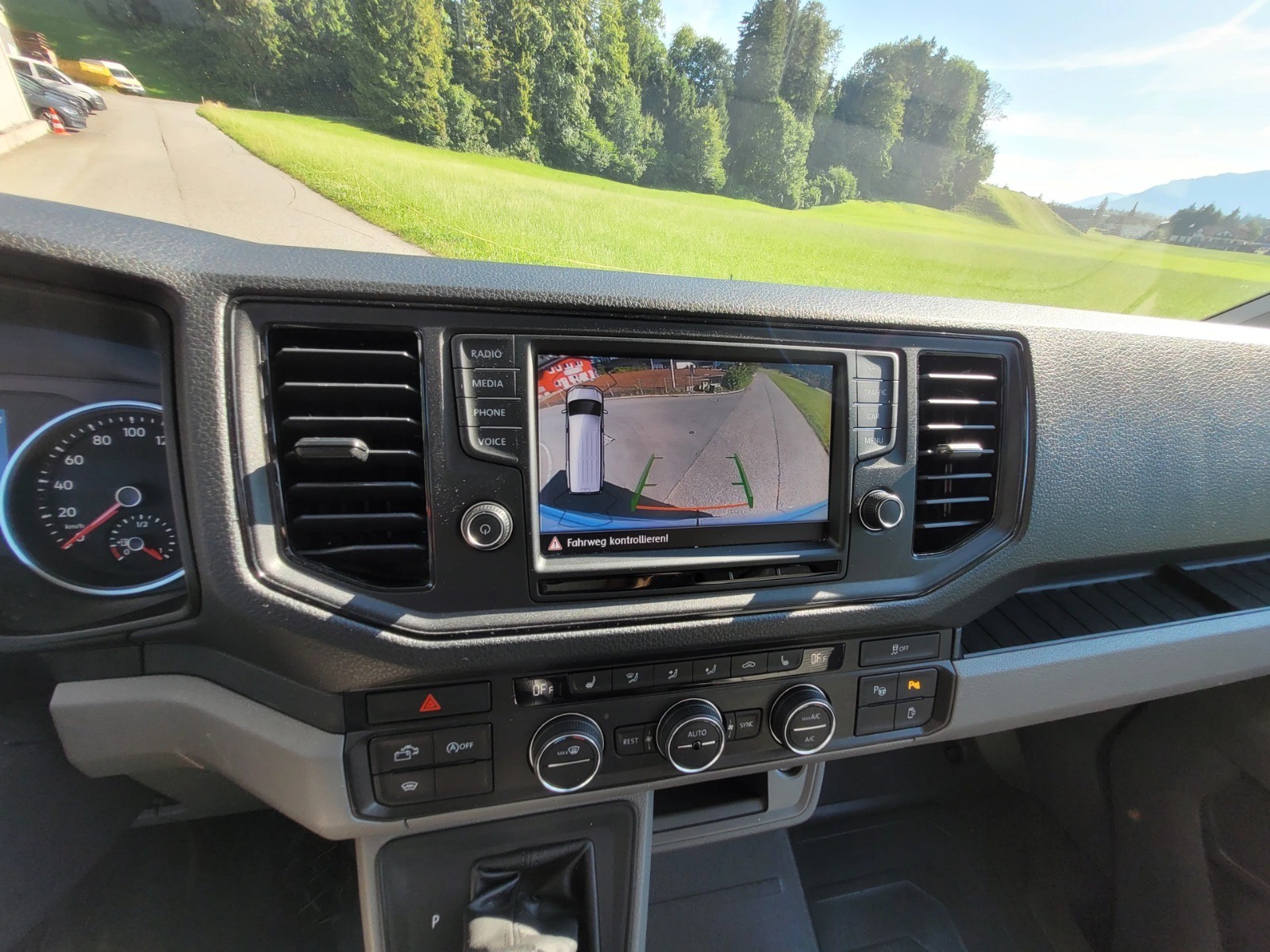 VW Grand California 600 2.0 BI-TDI-image-22
