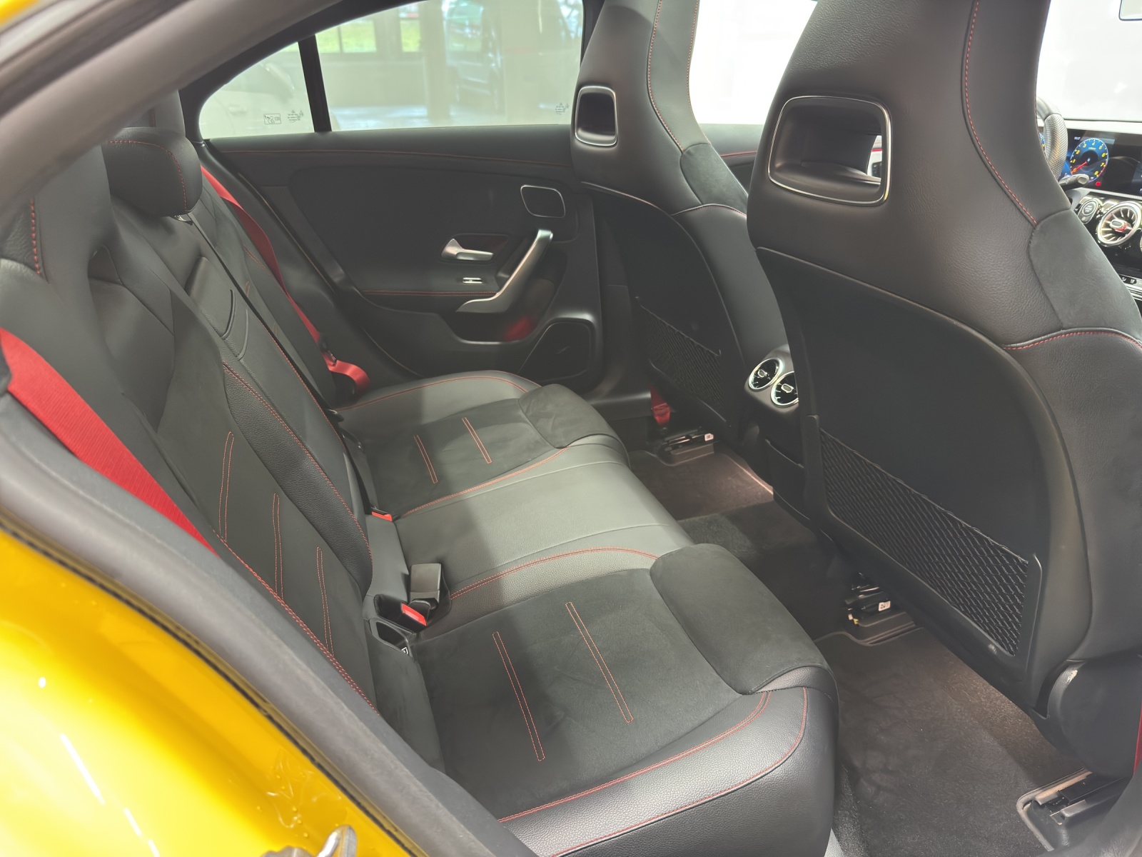 MERCEDES-BENZ AMG CLA 35 4matic-image-9