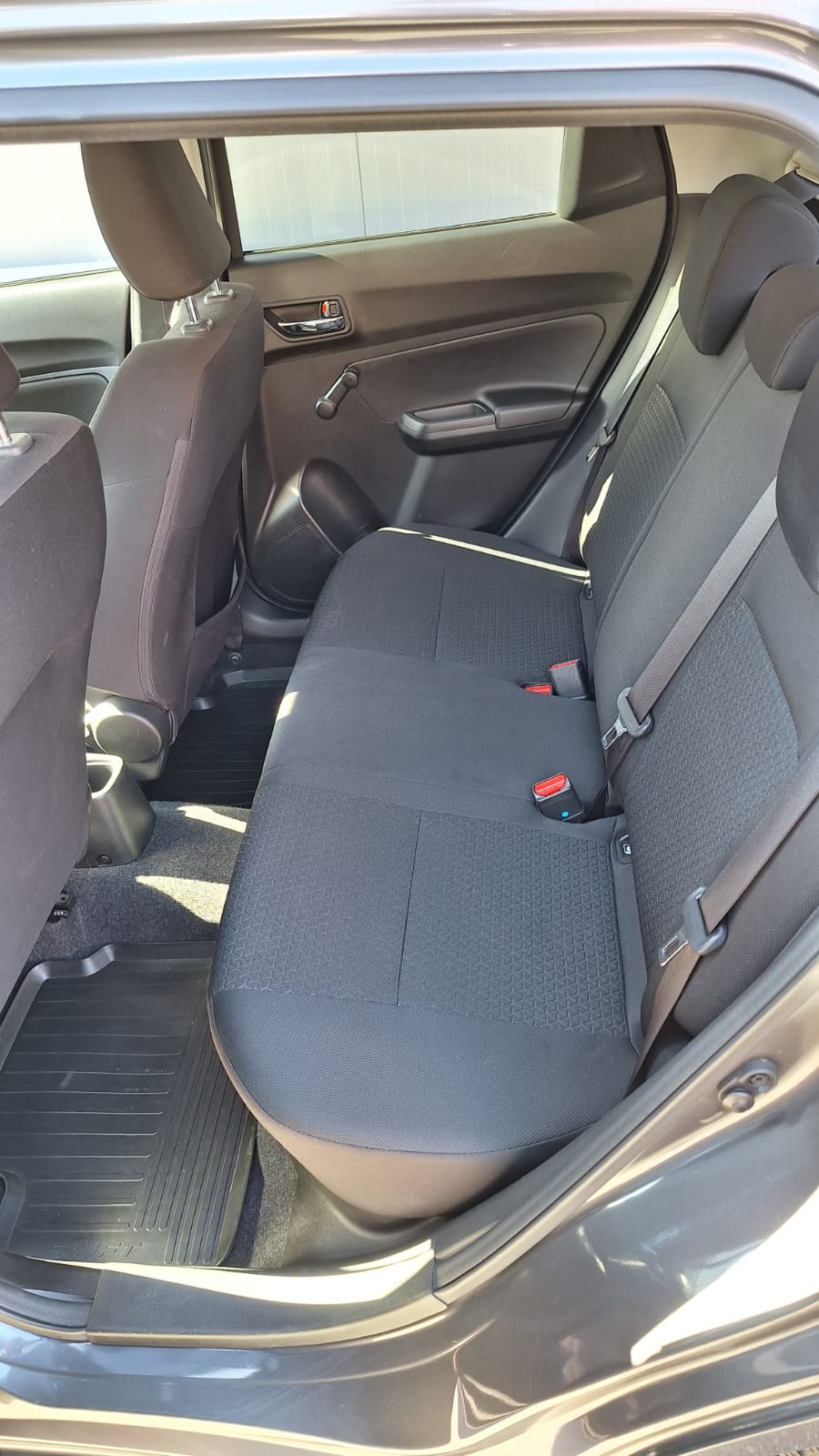 SUZUKI Swift 1.2i 16V Compact+ Allgrip 4x4-image-8