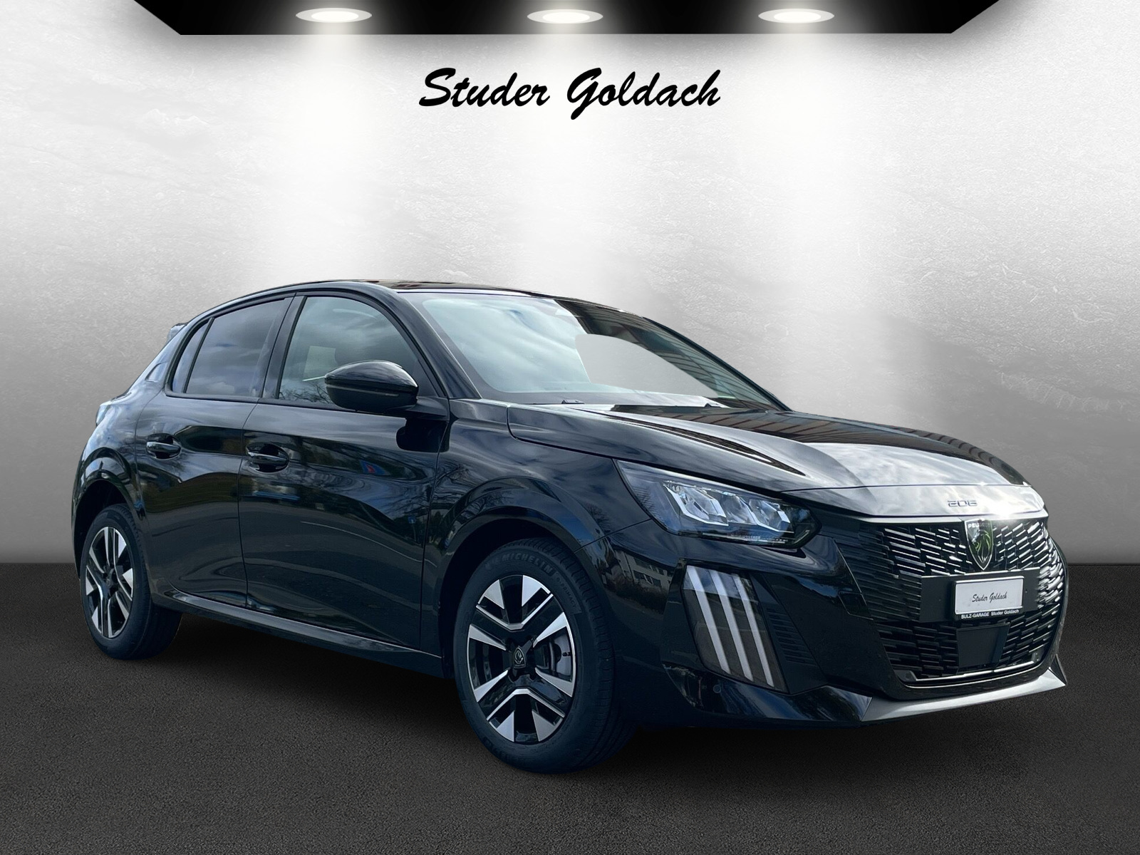 PEUGEOT 208 1.2 Hybrid Allure Premium-image-2
