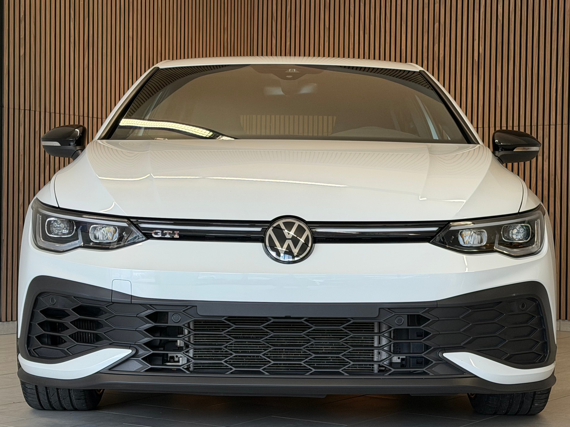 VW Golf 2.0 TSI GTI Clubsport DSG-showroom-element-2