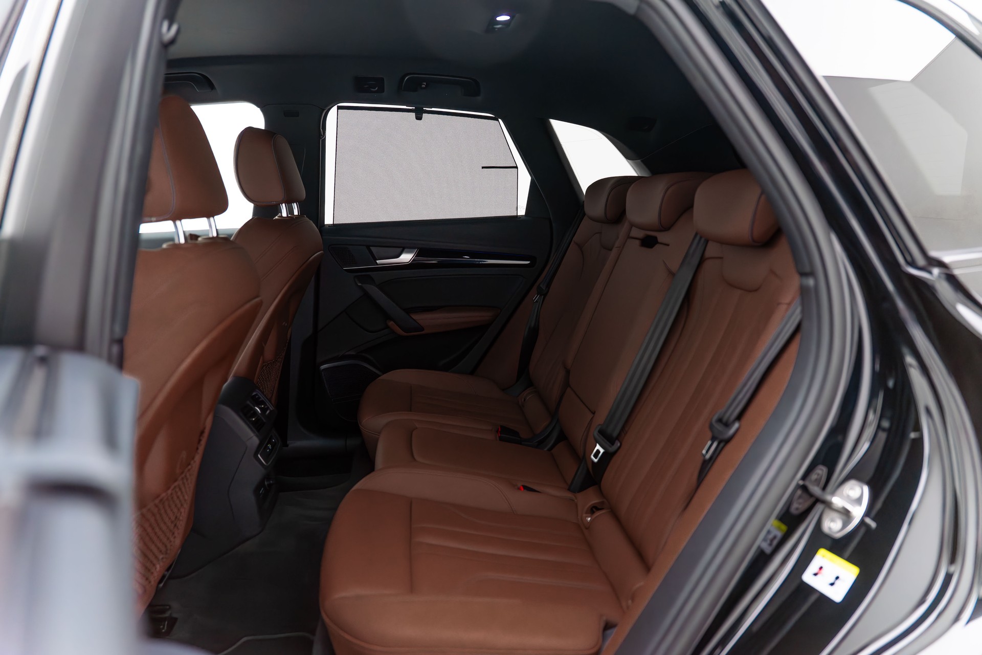 AUDI Q5 50 TFSI e PHEV Black Edition quattro S-tronic - AUDI Exclusive-image-22