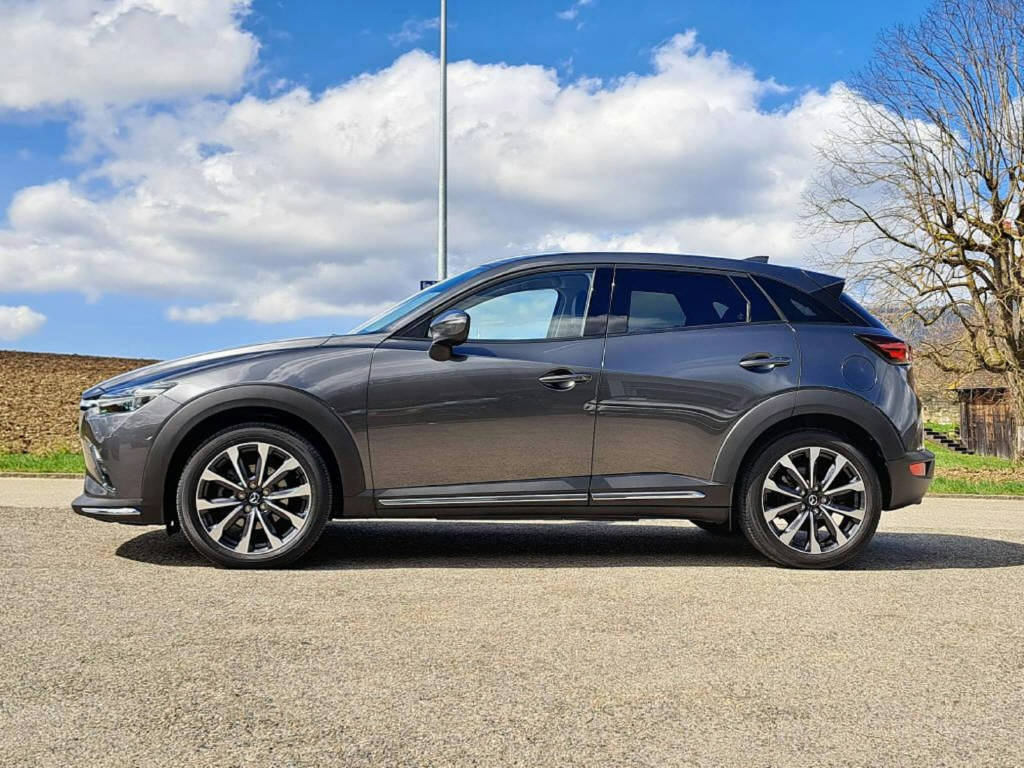 MAZDA CX-3 2.0 121cv Revolution-image-4