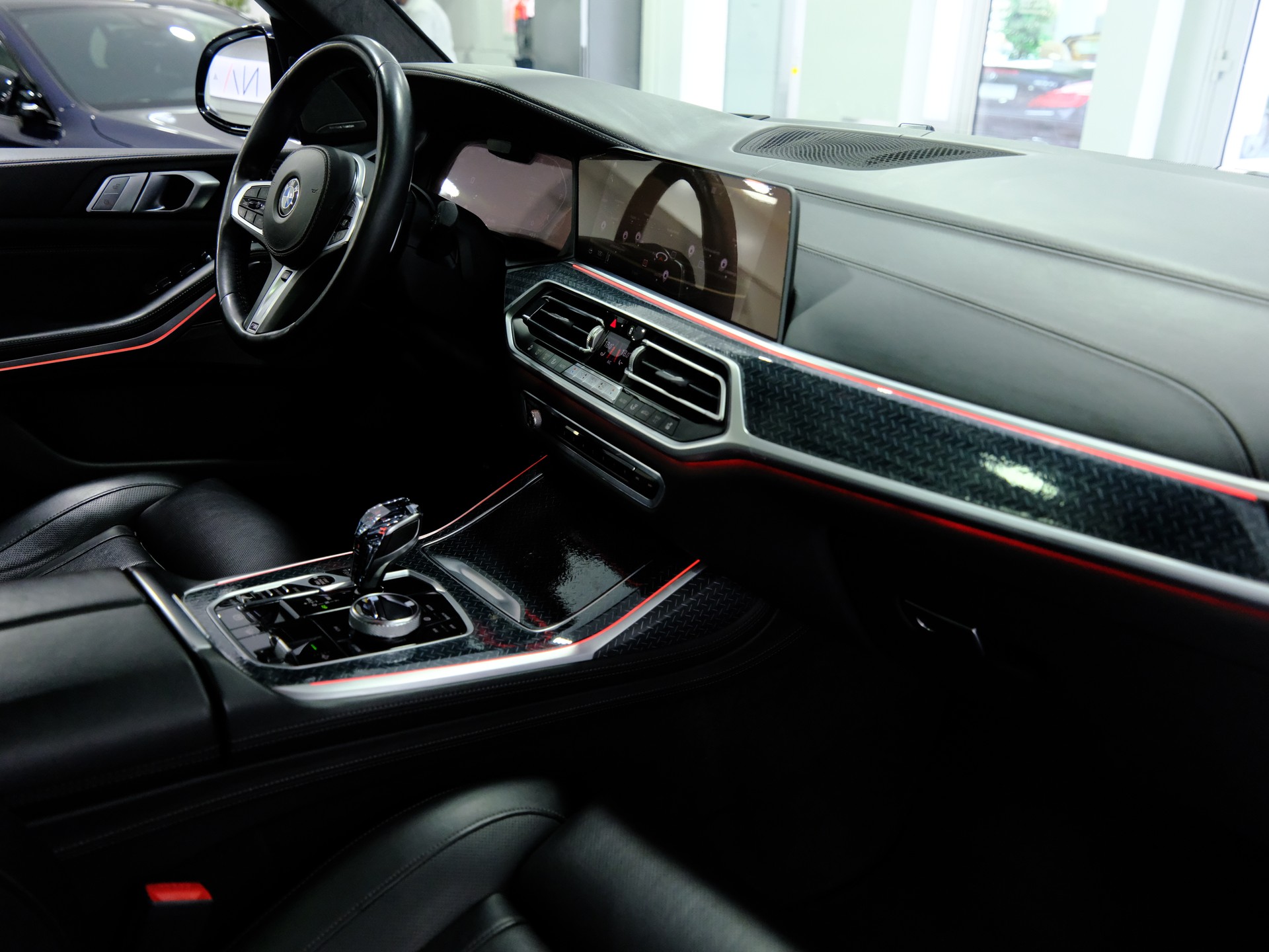 BMW X7 xDrive M50d Steptronic-image-13