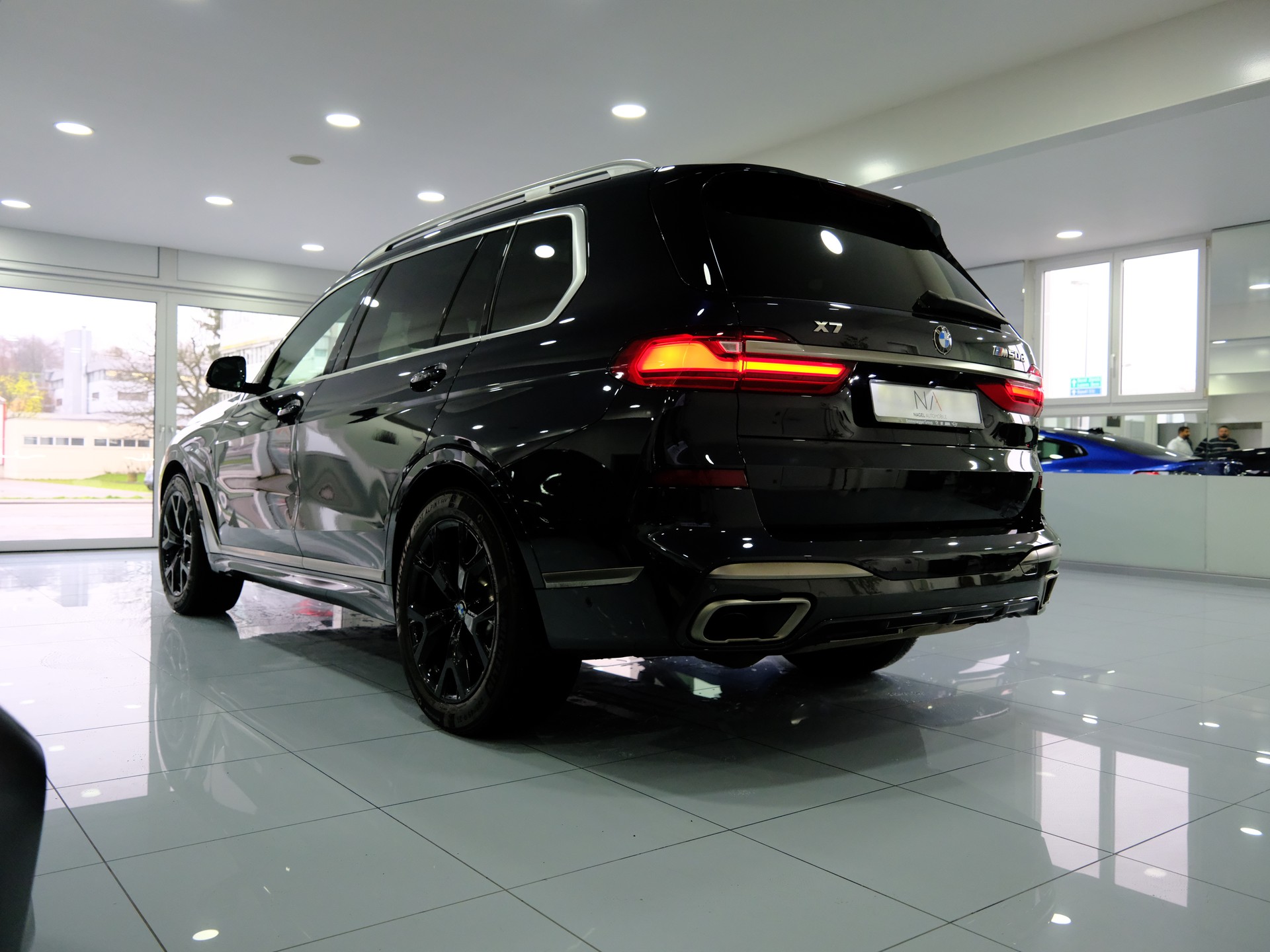 BMW X7 xDrive M50d Steptronic-image-4