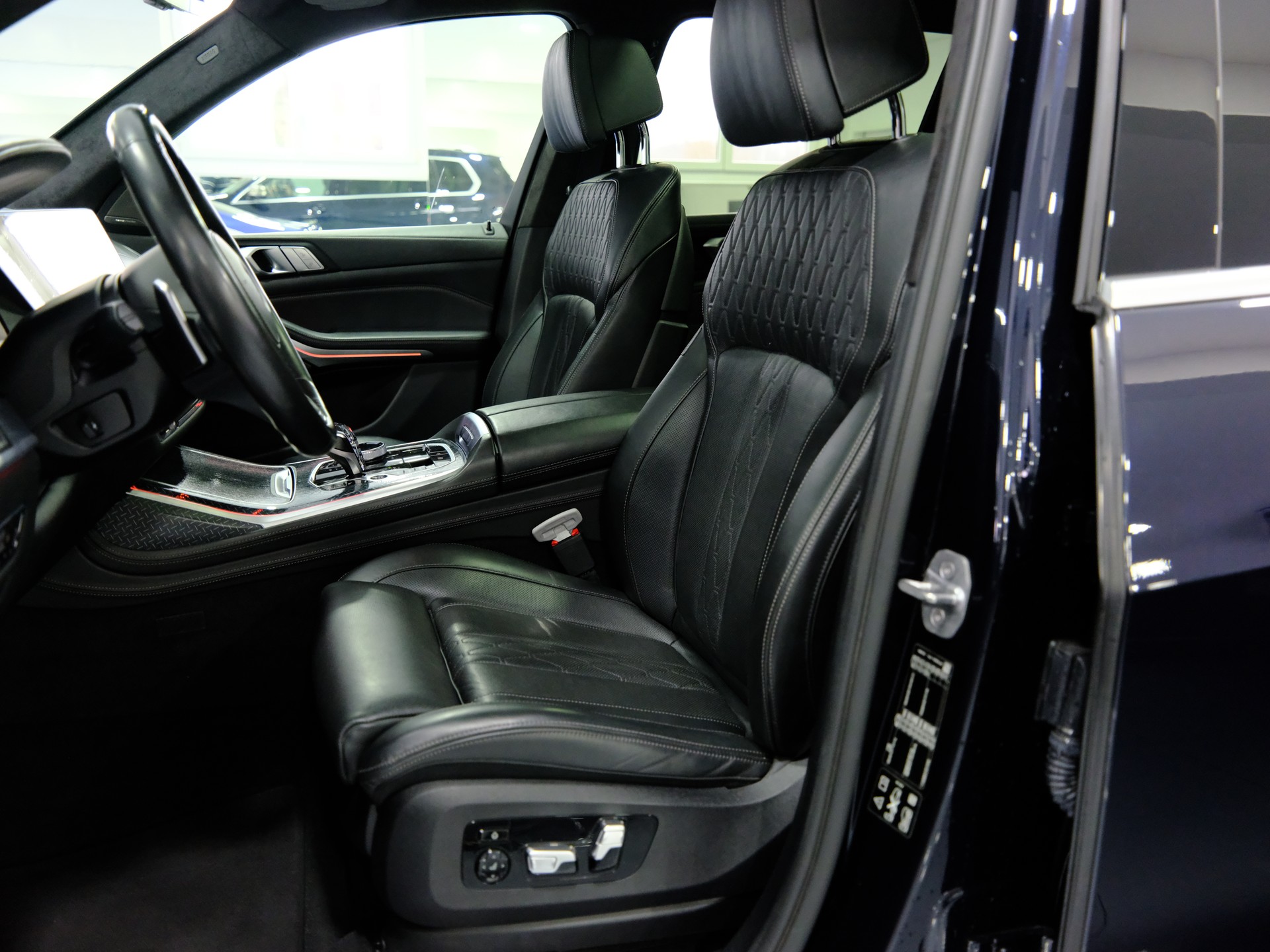 BMW X7 xDrive M50d Steptronic-image-10