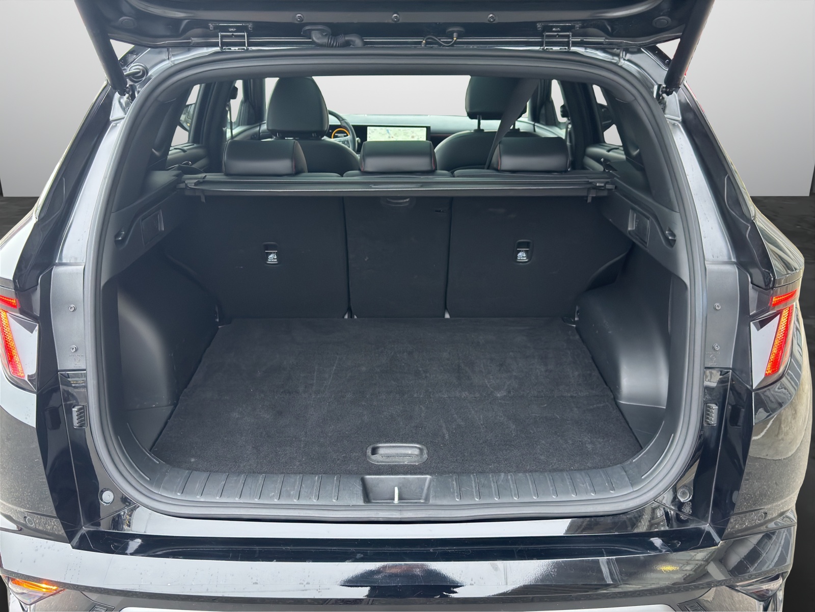 HYUNDAI Tucson 1.6 T-GDi HEV N-Line LUX.pack 4WD MY26-image-15