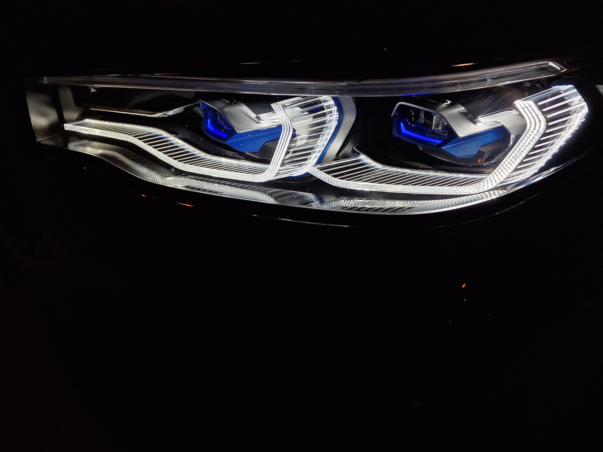 BMW X7 xDrive 30d Steptronic-image-9