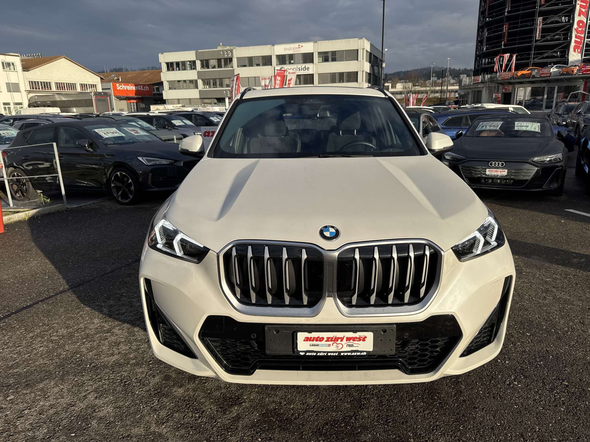 BMW X1 xDrive 20d 48V M Sport Automat-image-12