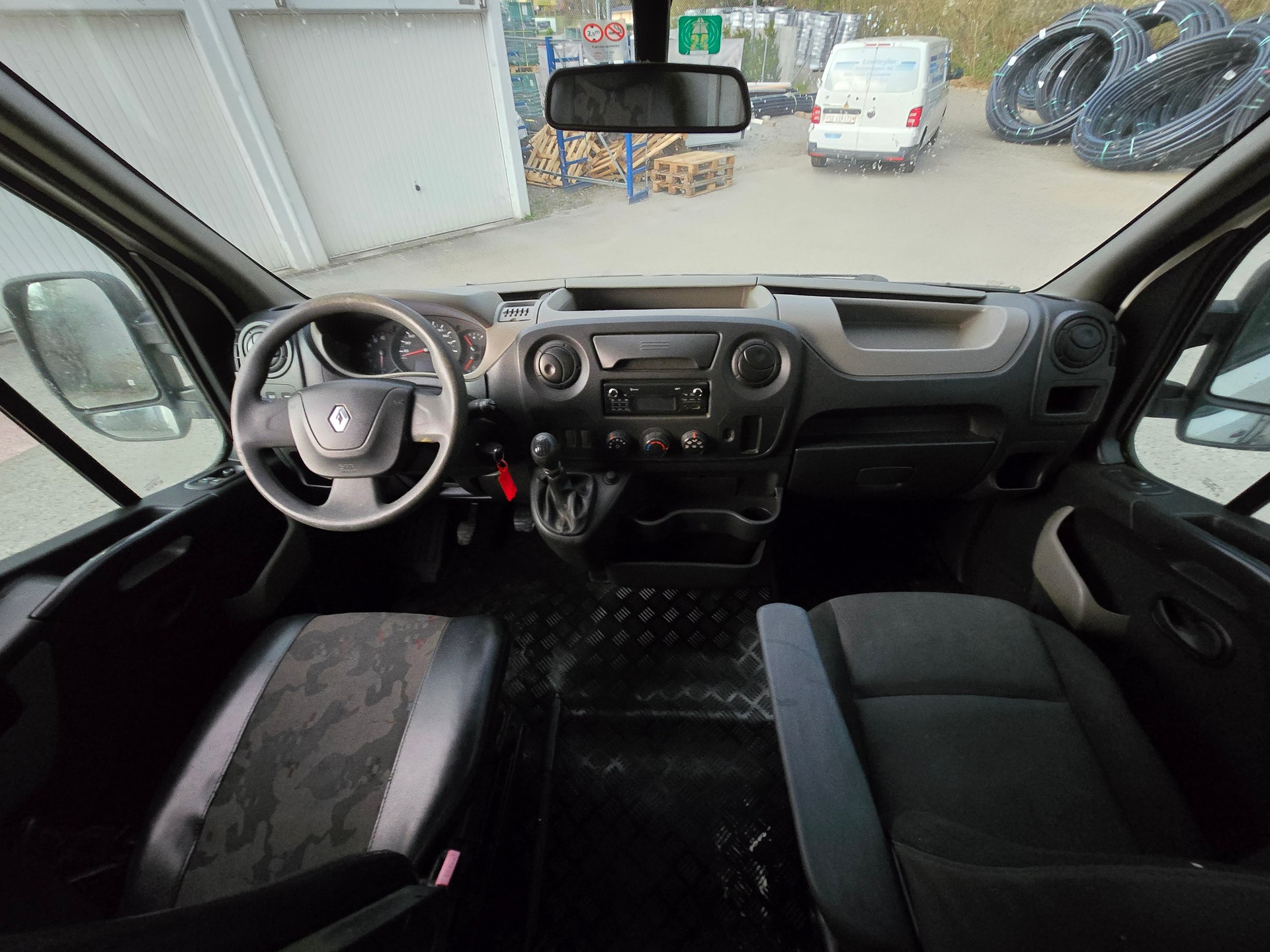 RENAULT MASTER-image-11