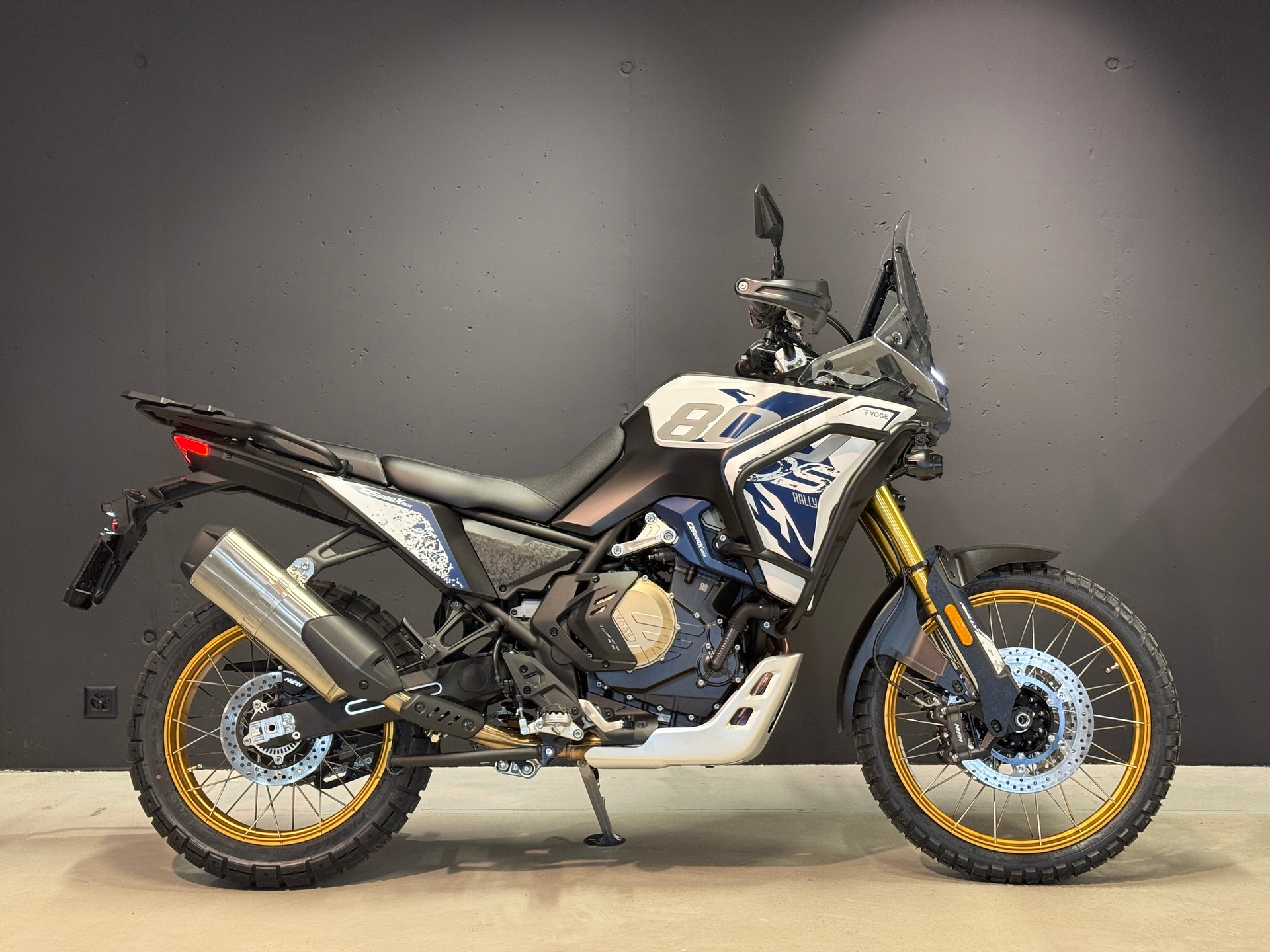 VOGE DS 800 Rally-showroom-element-1