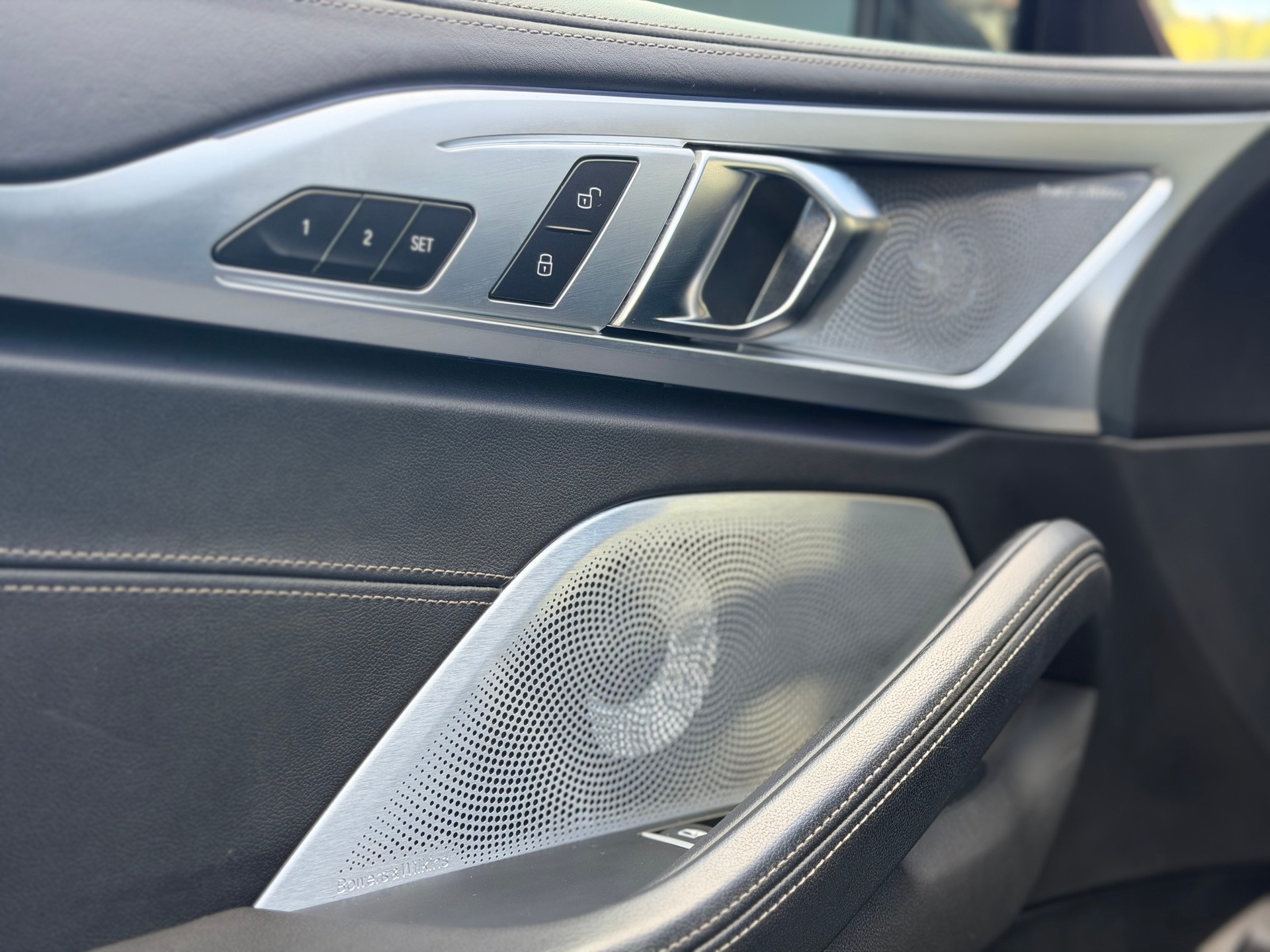 BMW M850i xDrive First Edition Steptronic-image-10