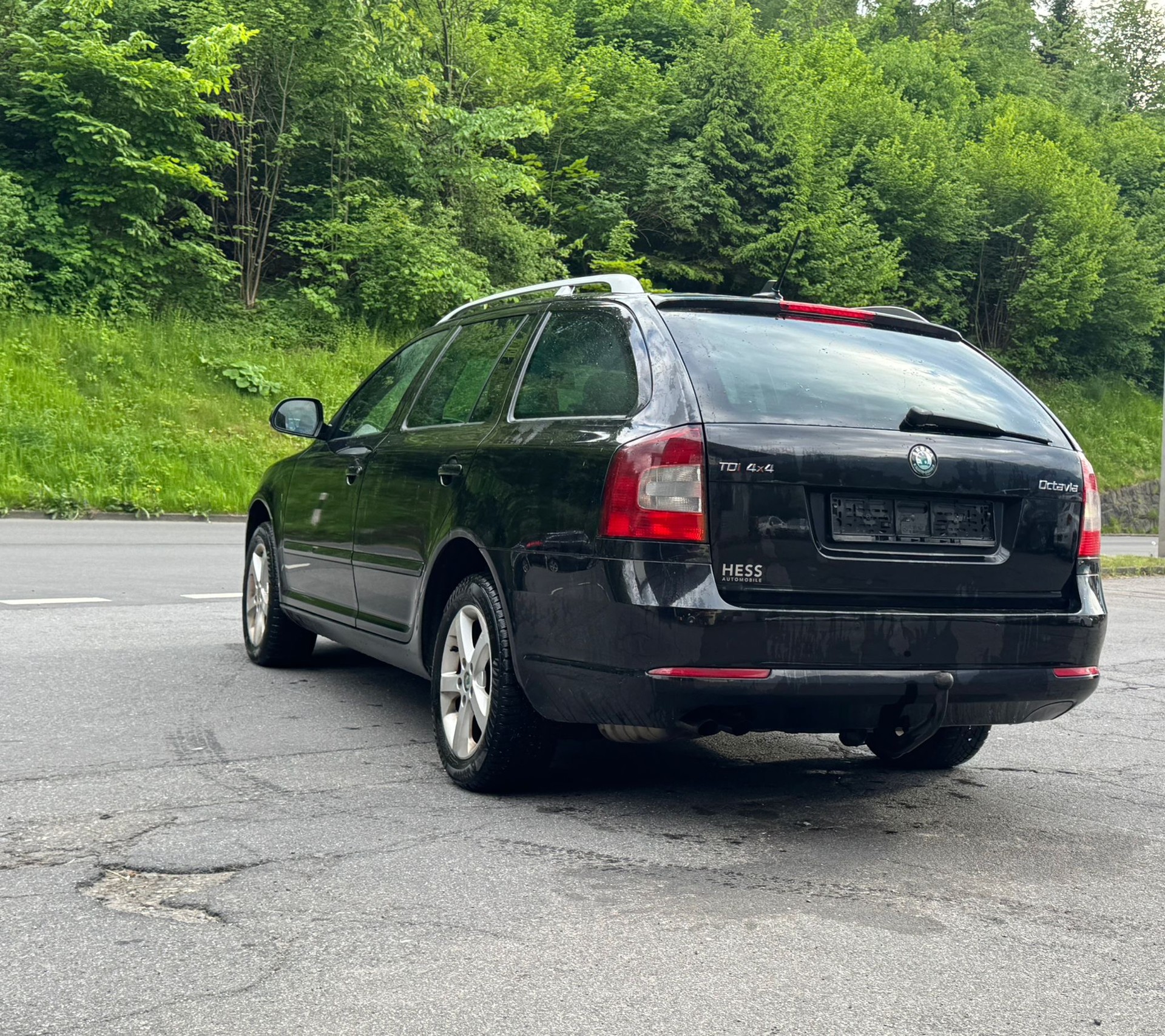 SKODA Octavia Combi 2.0 TDI Swiss Adventure 4x4 DSG-image-5